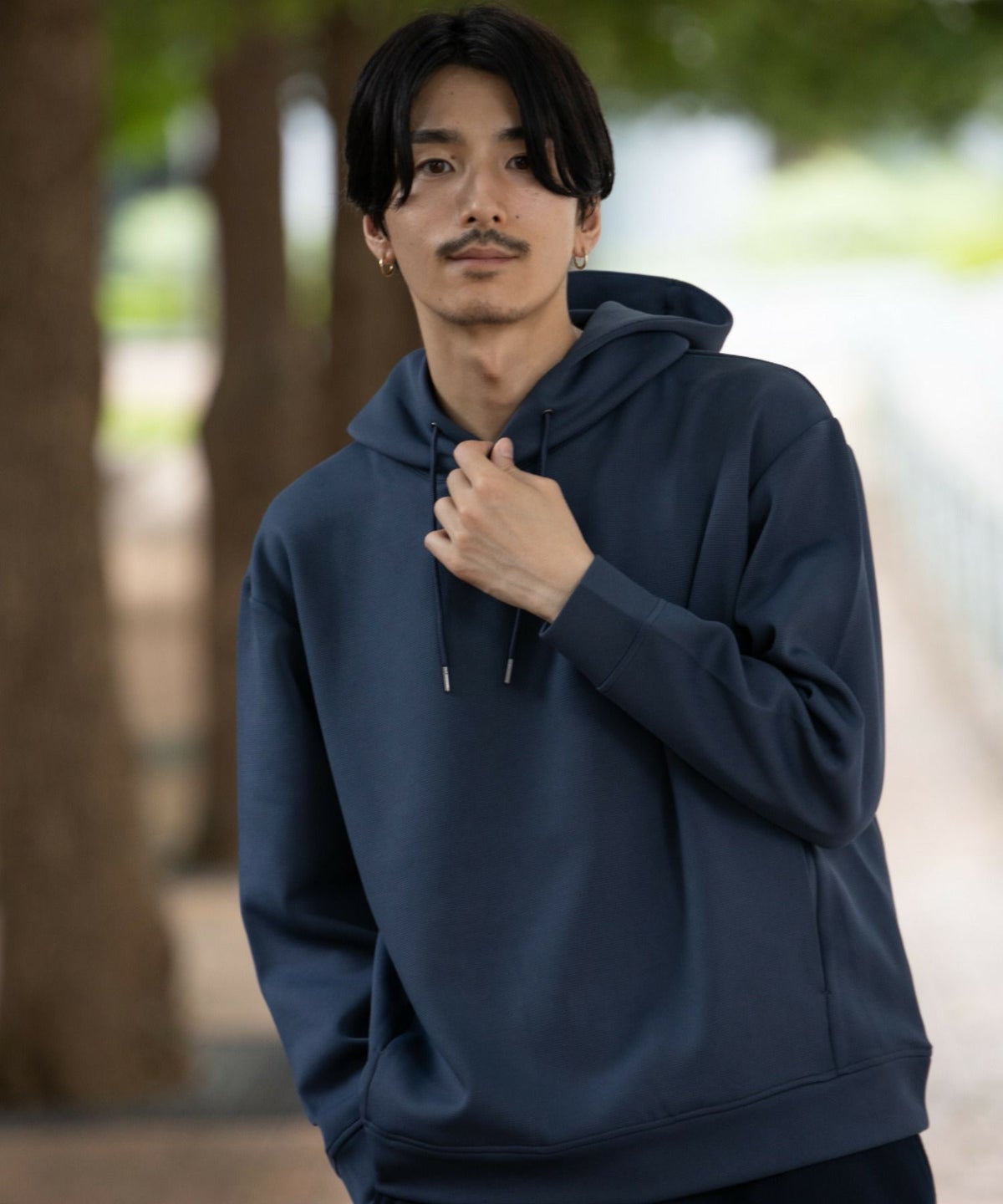 URBAN COLLECTION エアスムージー ポンチ素材 プルオーバーパーカー メンズ