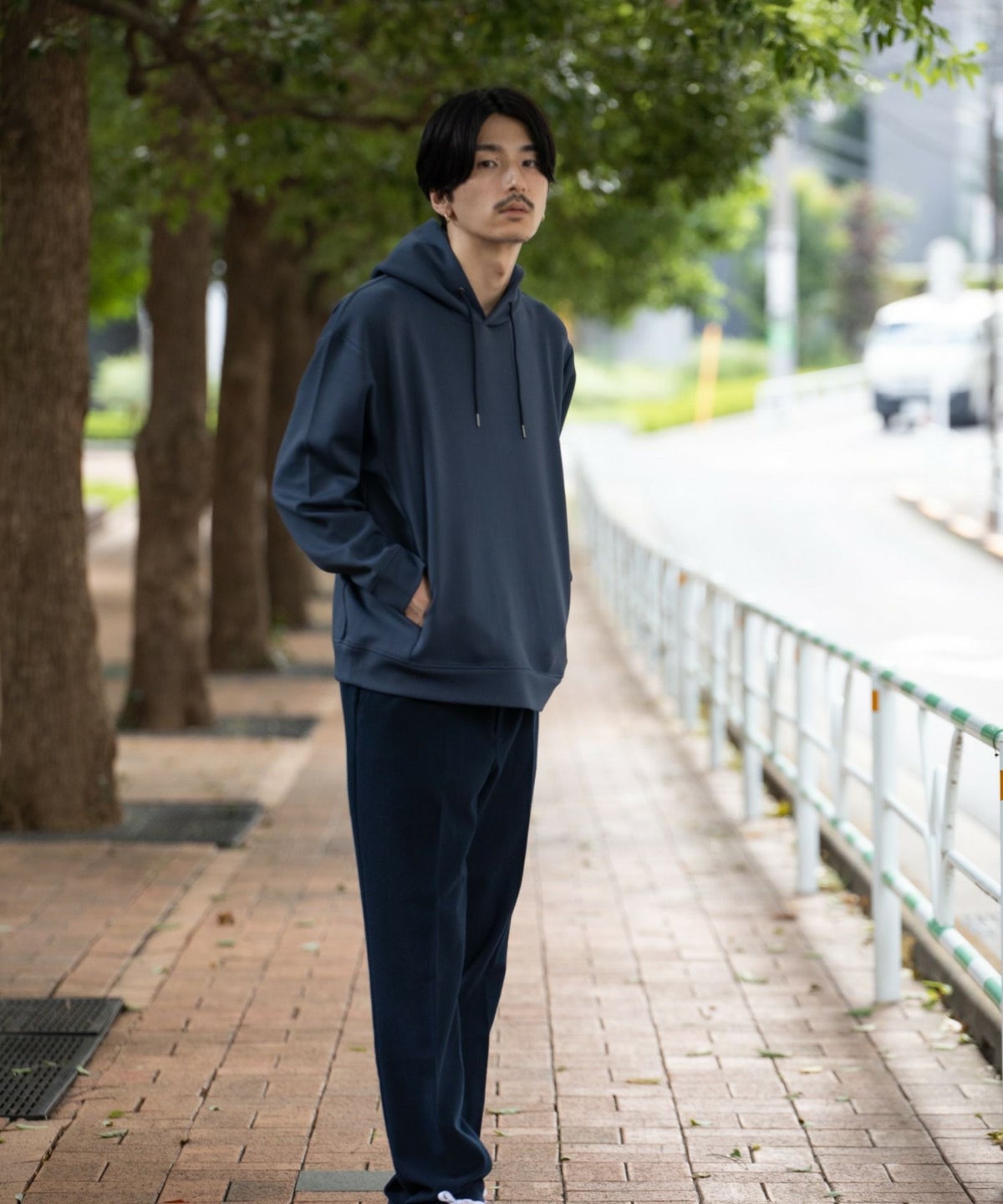 URBAN COLLECTION エアスムージー ポンチ素材 プルオーバーパーカー メンズ