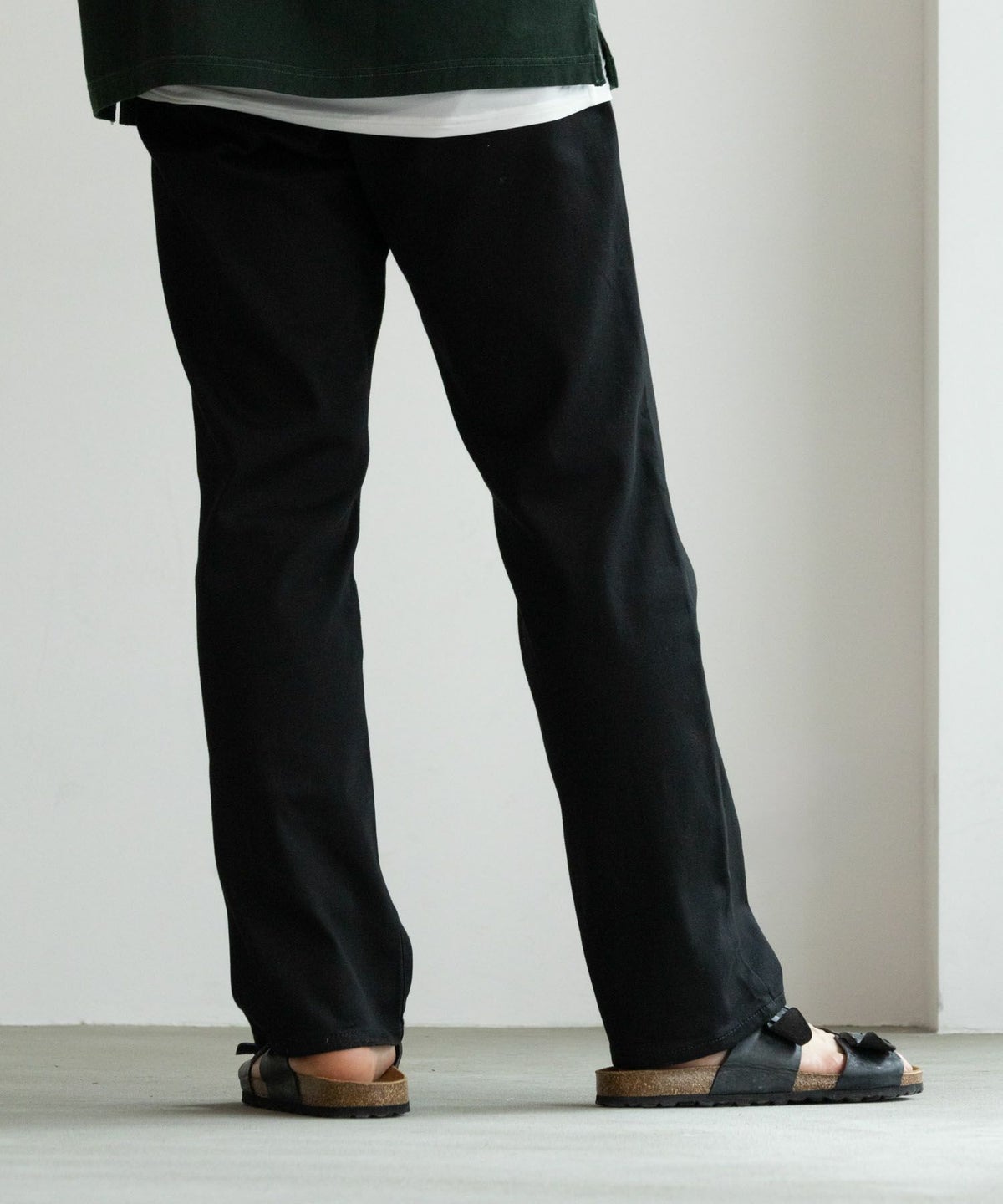 NAVY RICH COLORS テーパードパンツ メンズ