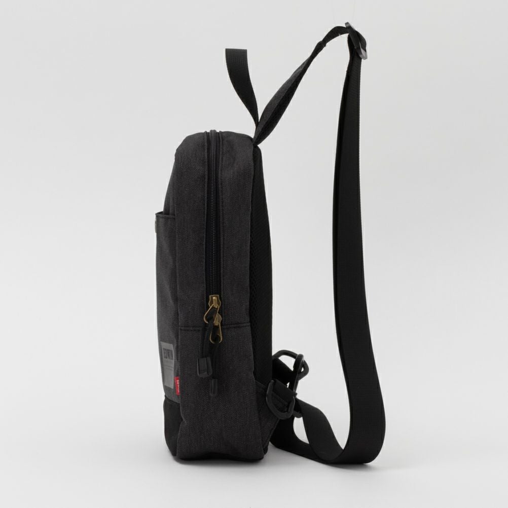 EDWIN ポリデニムボディバッグ