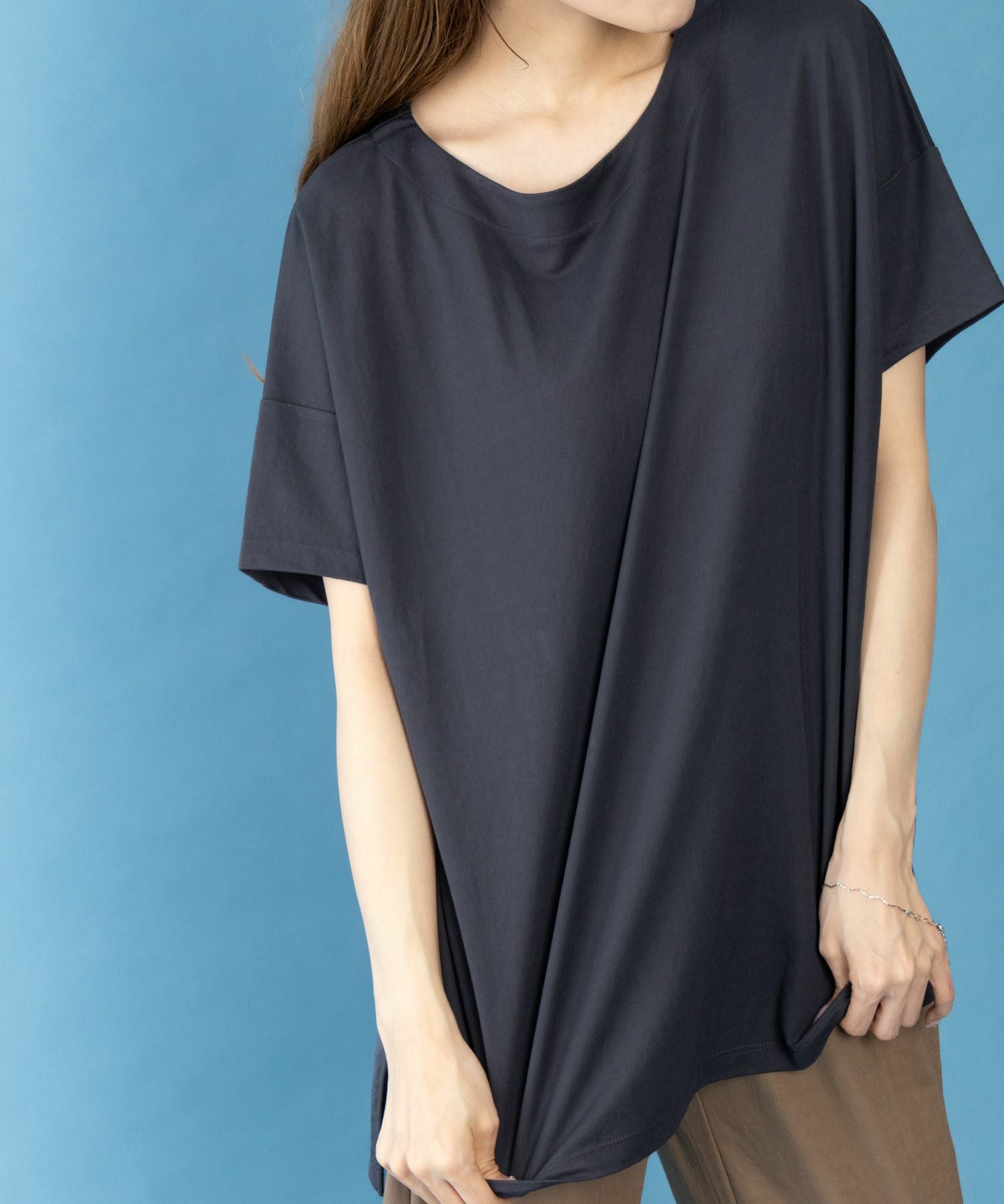 SARARI NAVY オーバー丈Tシャツ レディース