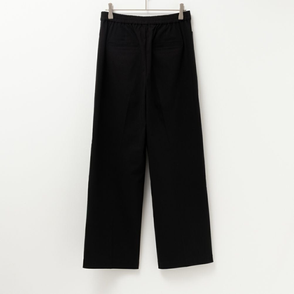 HusHusH ラク美パンツ ストレート レディース【3,300円以上お買上げでハンドタオルプレゼント】