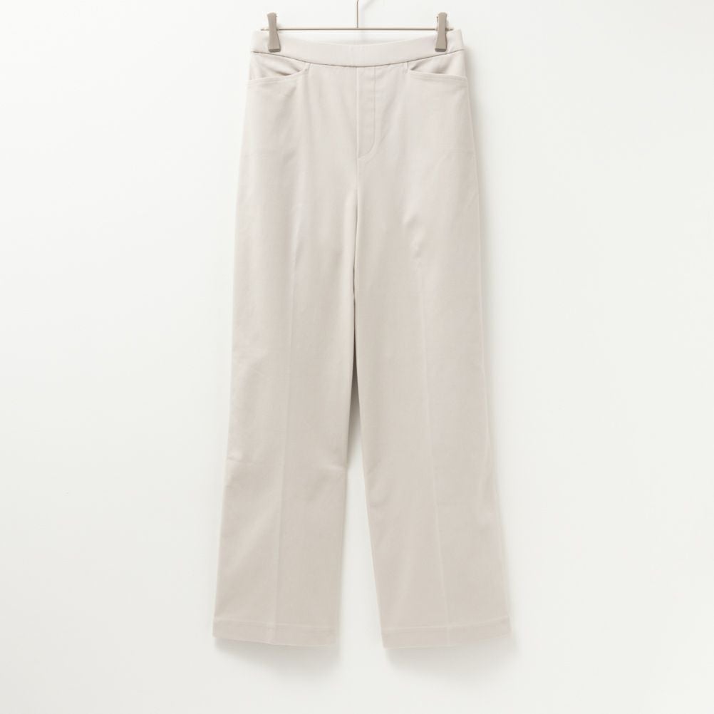 HusHusH ラク美パンツ ストレート レディース【3,300円以上お買上げでハンドタオルプレゼント】