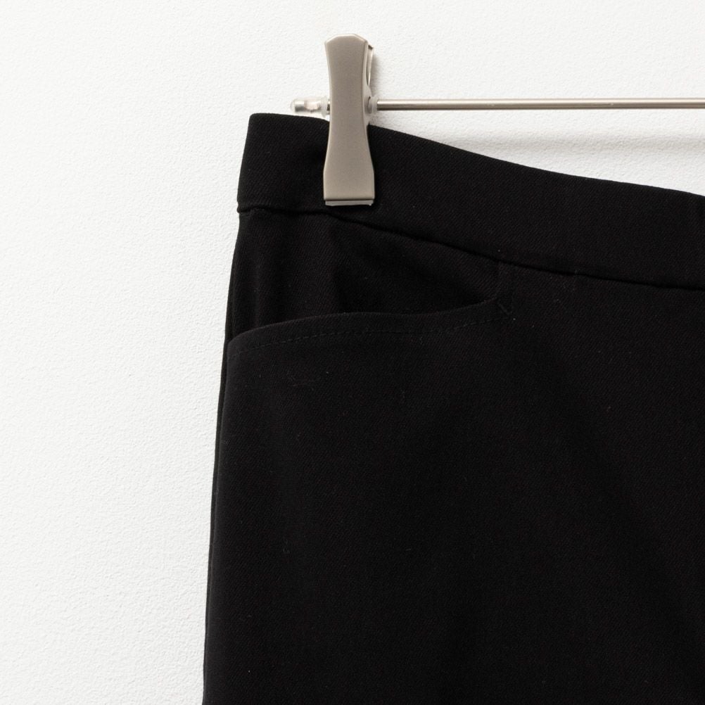 HusHusH ラク美パンツ ストレート レディース【3,300円以上お買上げでハンドタオルプレゼント】