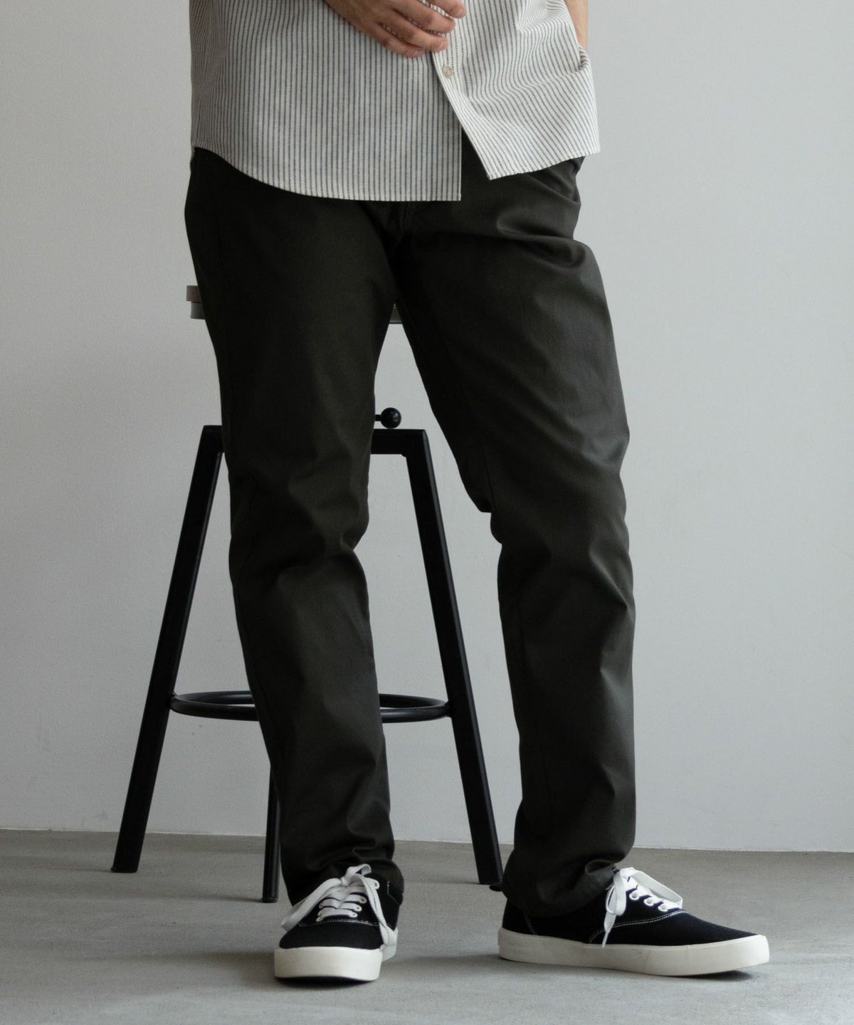 NAVY SARARI 裏メッシュドビーCOOLストレートパンツ メンズ