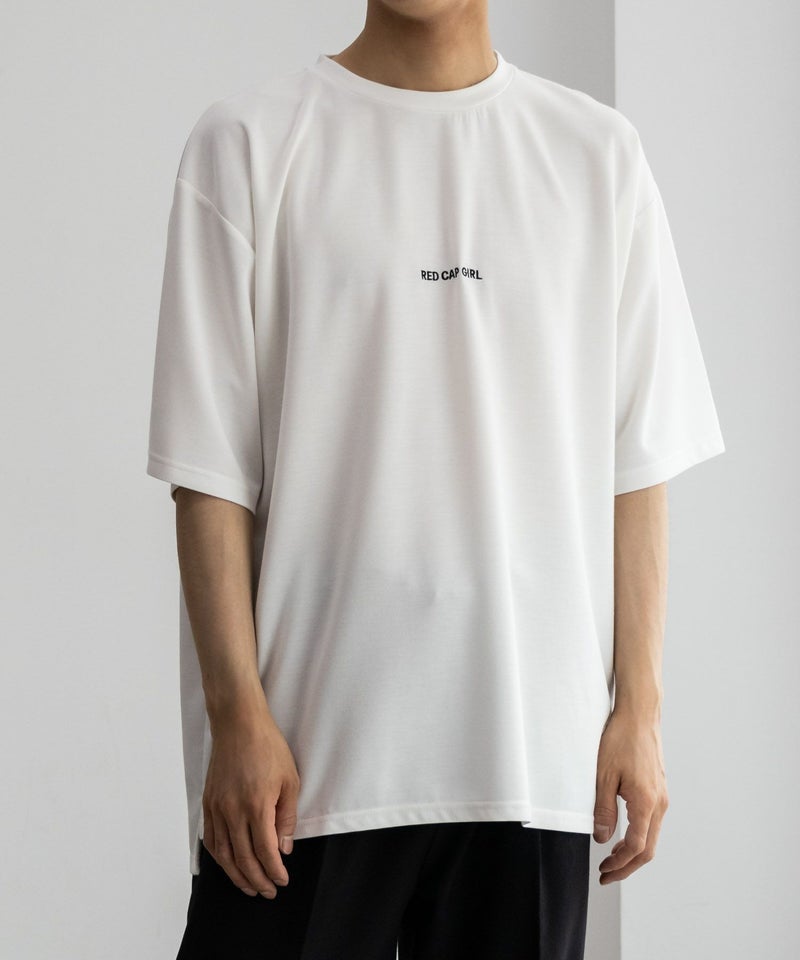 【オンラインストア限定】RED CAP GIRL ポンチ素材 バックプリントTシャツ メンズ メール便 対応商品商品画像-1