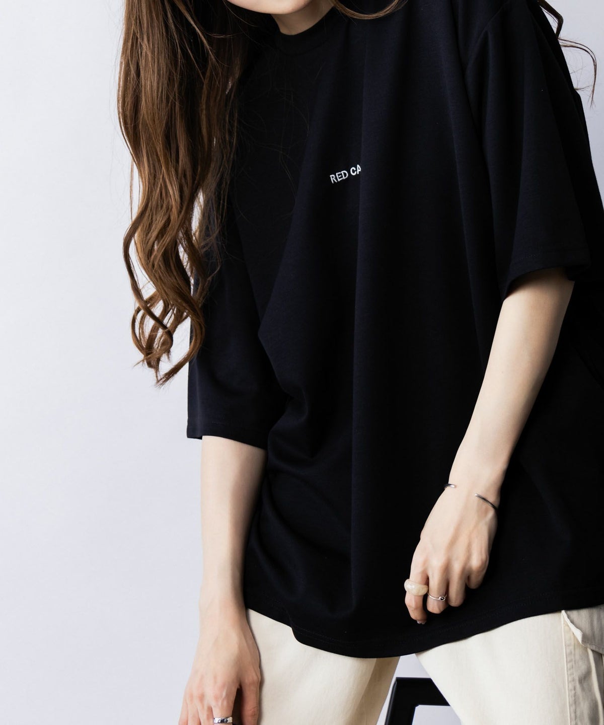 RED CAP GIRL ポンチ素材 バックプリントTシャツ メンズ ネコポス 対応商品