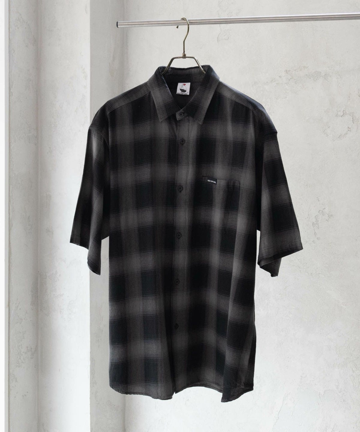 RED CAP GIRL オンブレーチェックバック刺繍＆プリント半袖シャツ メンズ