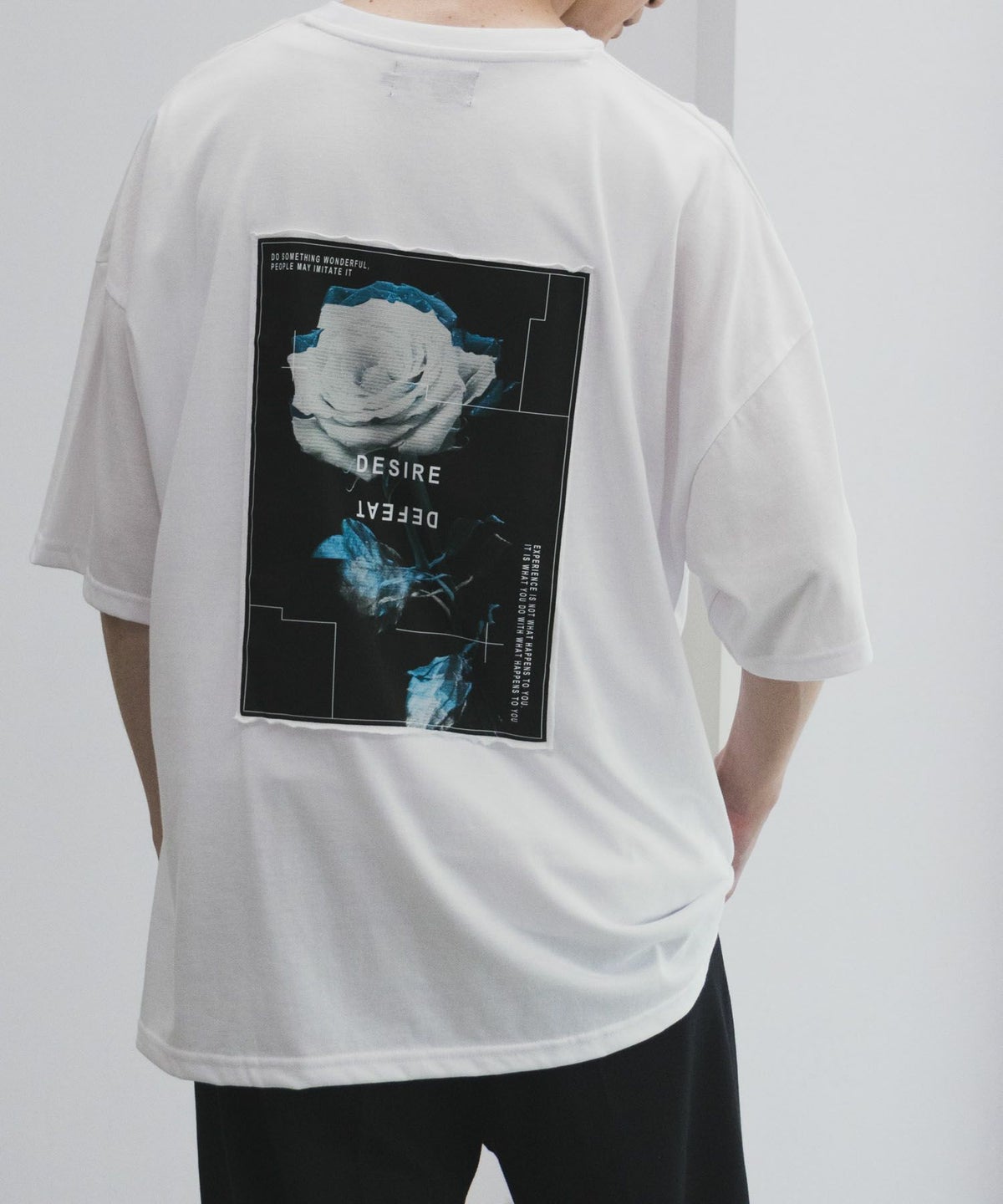 NOBLE PRODUCT フォト花プリントショートスリーブＴシャツ メンズ ネコポス 対応商品