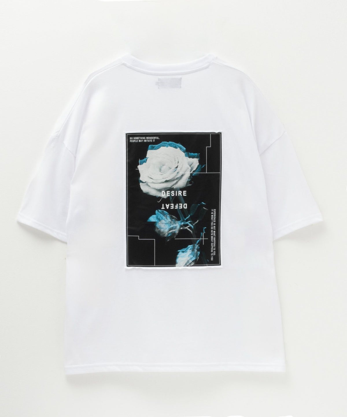 NOBLE PRODUCT フォト花プリントショートスリーブＴシャツ メンズ ネコポス 対応商品