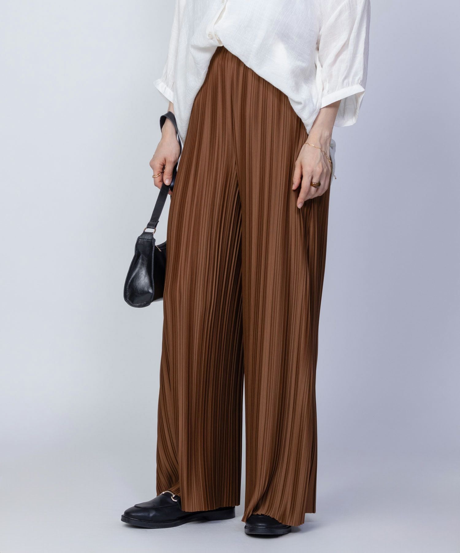 [美品] HATRA Dia Trousers 袴プリーツパンツ ブラウン Howdy Marie プリーツパンツ レディース