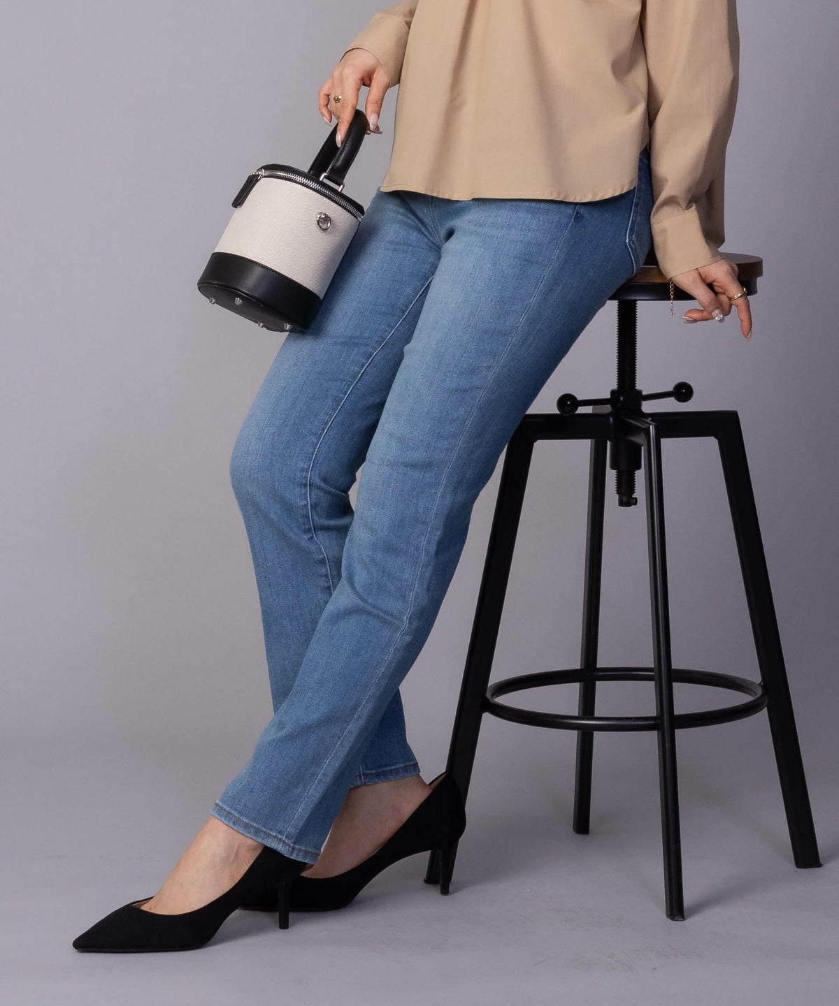 NAVY 毎日はきたくなるデニム「マイデニ」 スリムストレート レディース