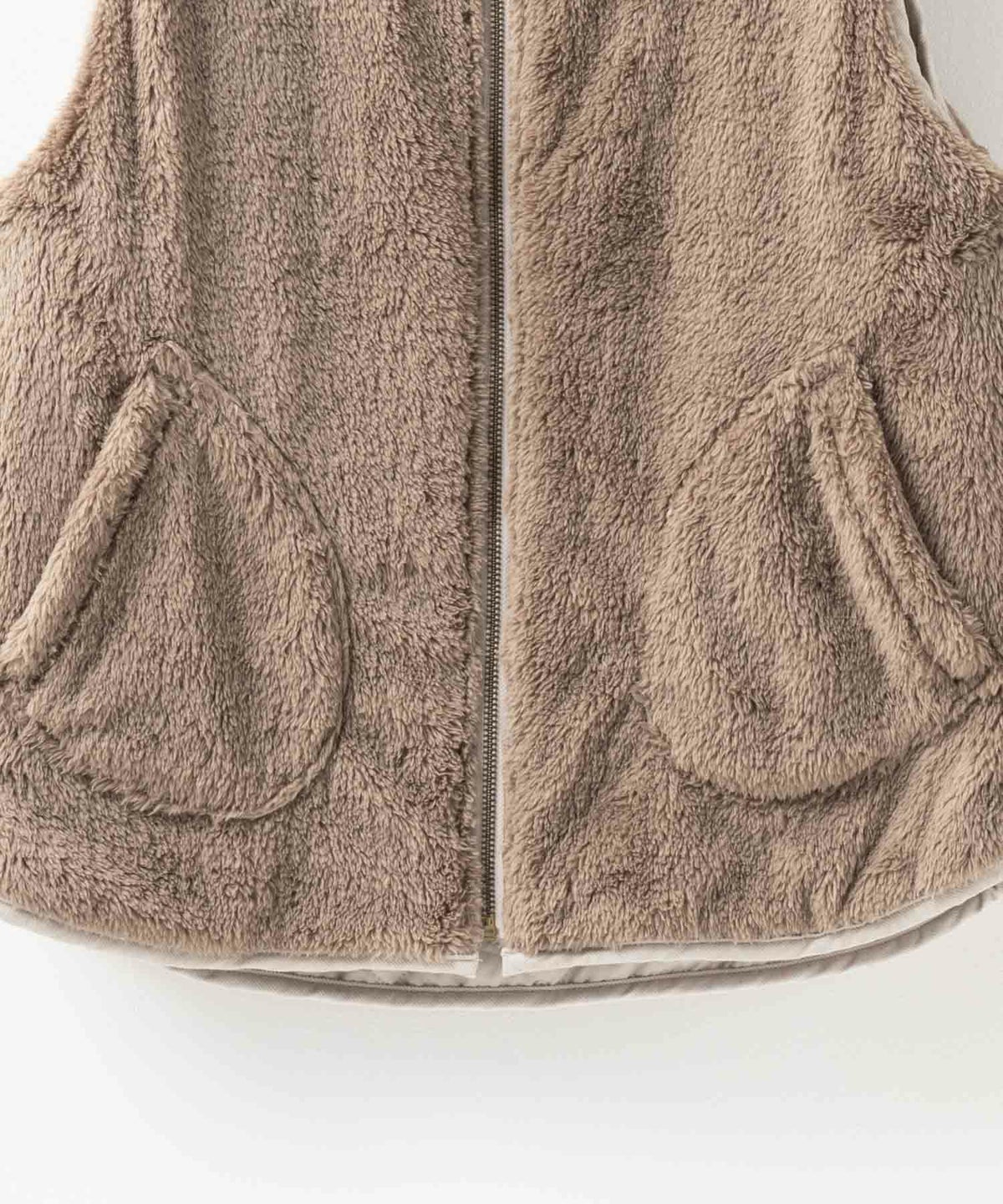 Howdy Marie ボアタフタリバーシブルベスト レディース