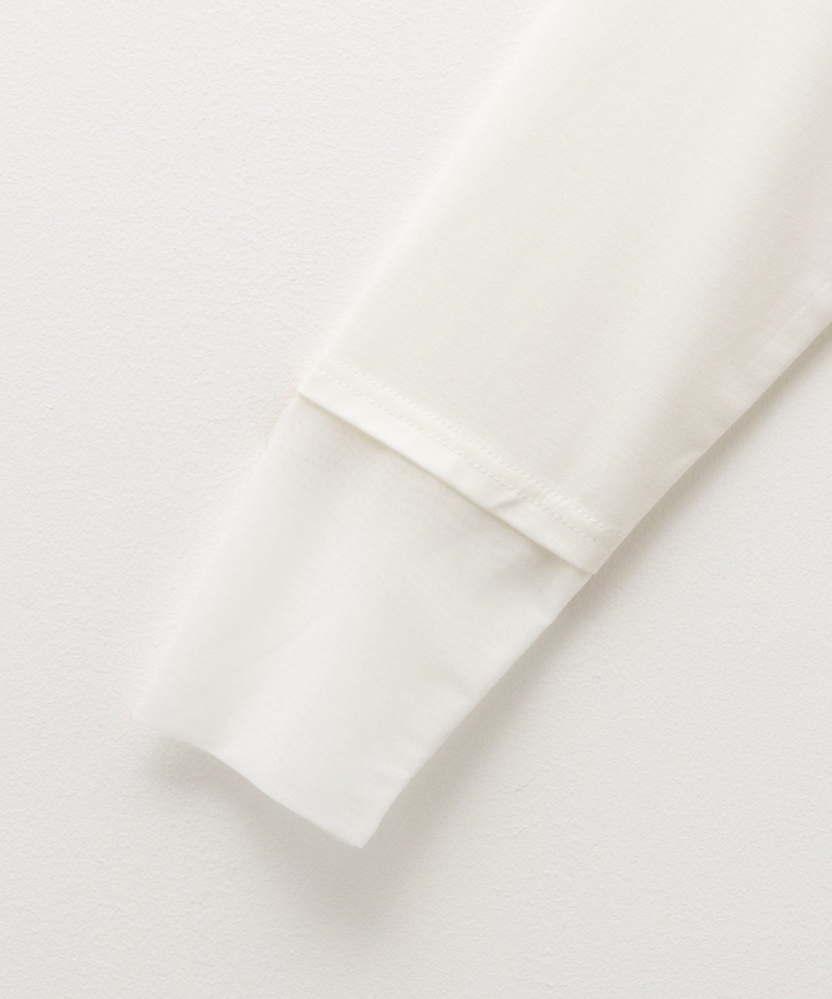 HusHusH 袖チュール長袖Tシャツ レディース ネコポス 対応商品