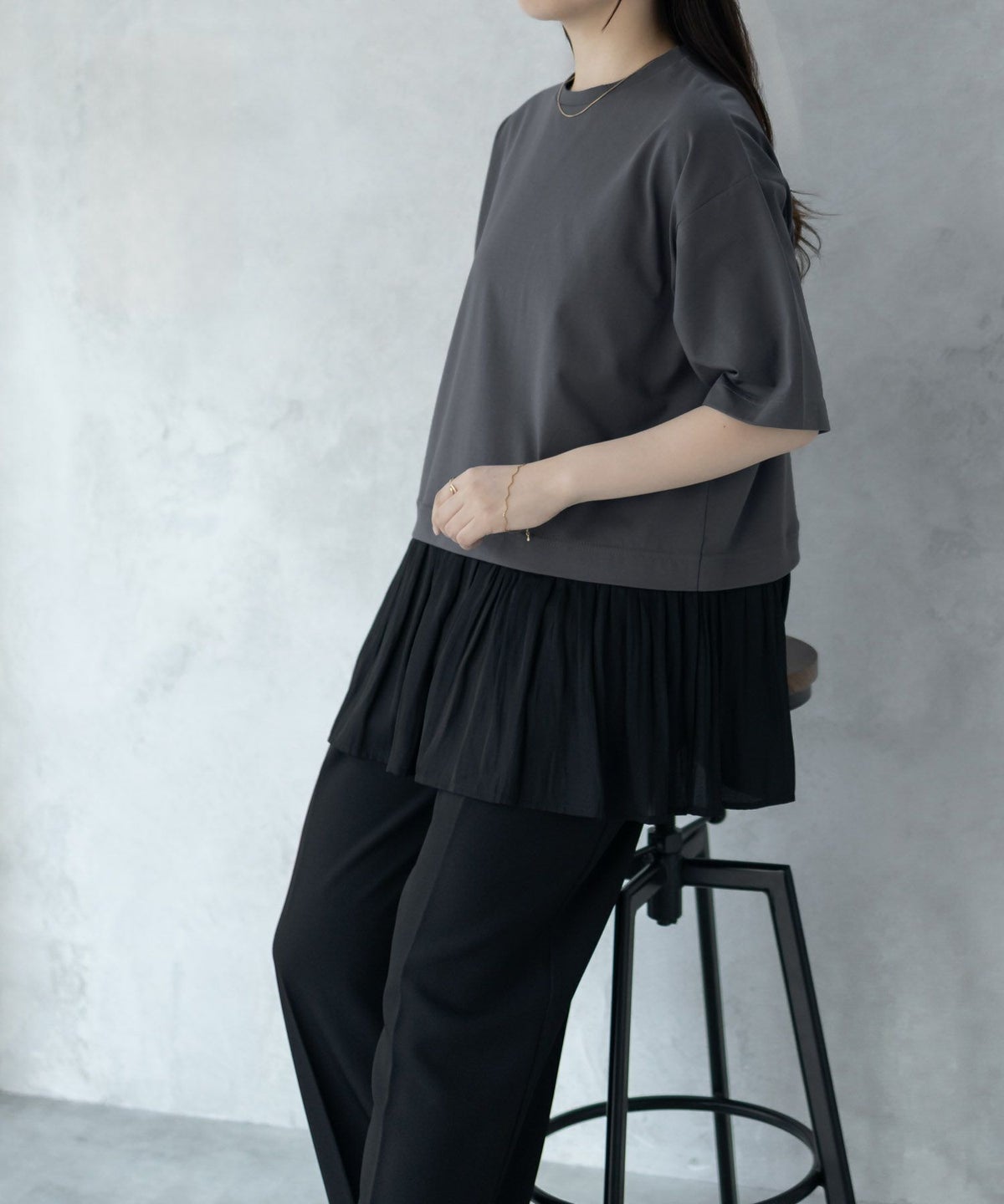 HusHusH 裾フリル切替5分袖プルオーバー レディース ネコポス 対応商品