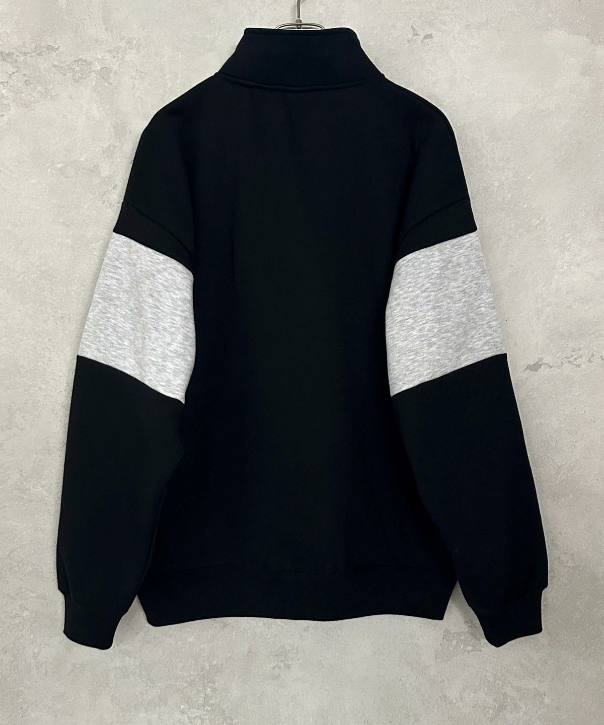 THRASHER 裏起毛切替ハーフジップ メンズ