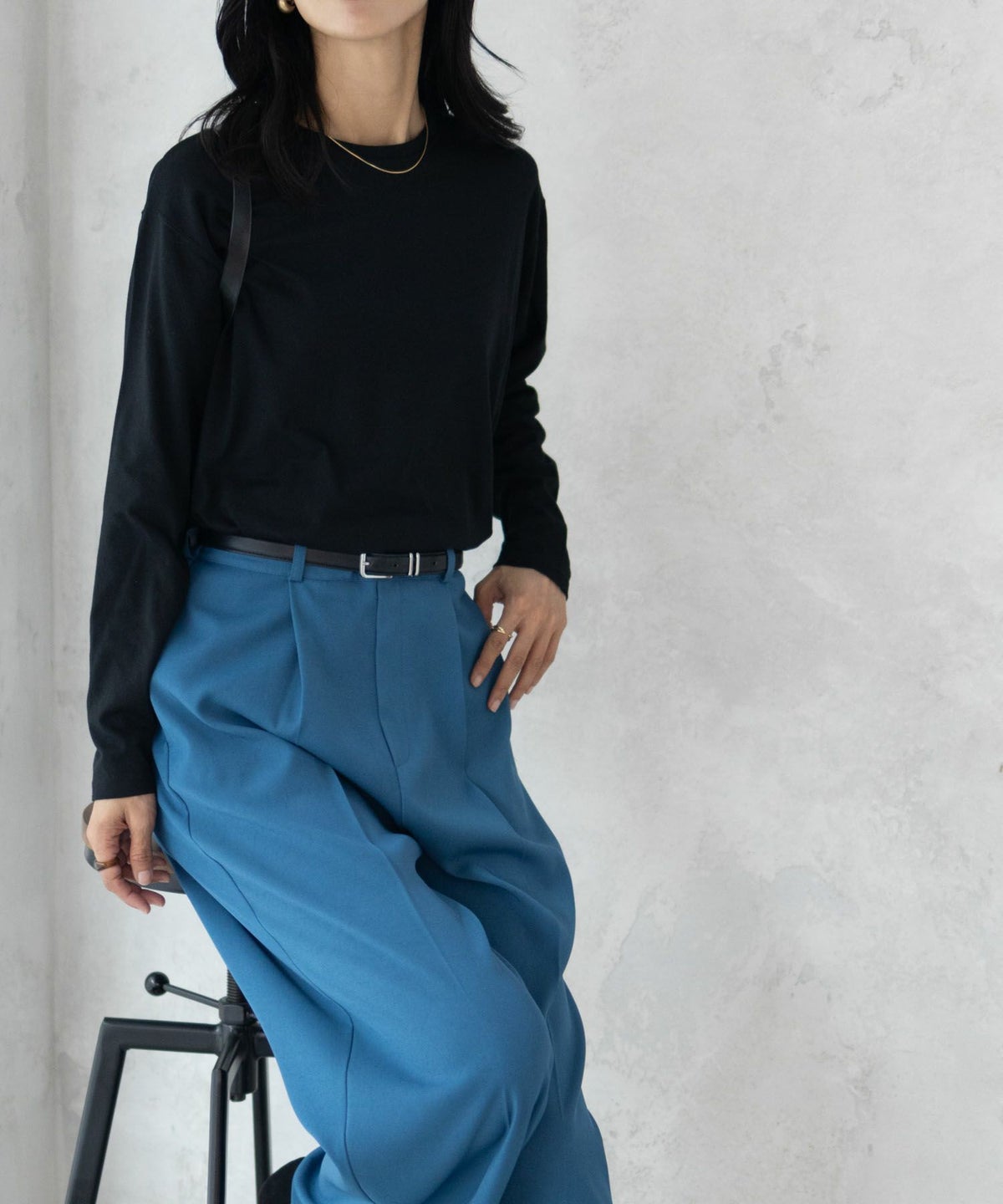 NAVY ベーシック裾ラウンド長袖Tシャツ レディース ネコポス 対応商品