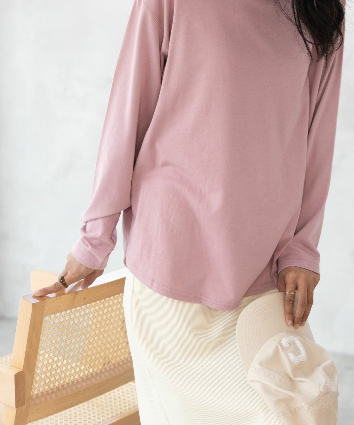 NAVY ベーシック裾ラウンド長袖Tシャツ レディース ネコポス 対応商品