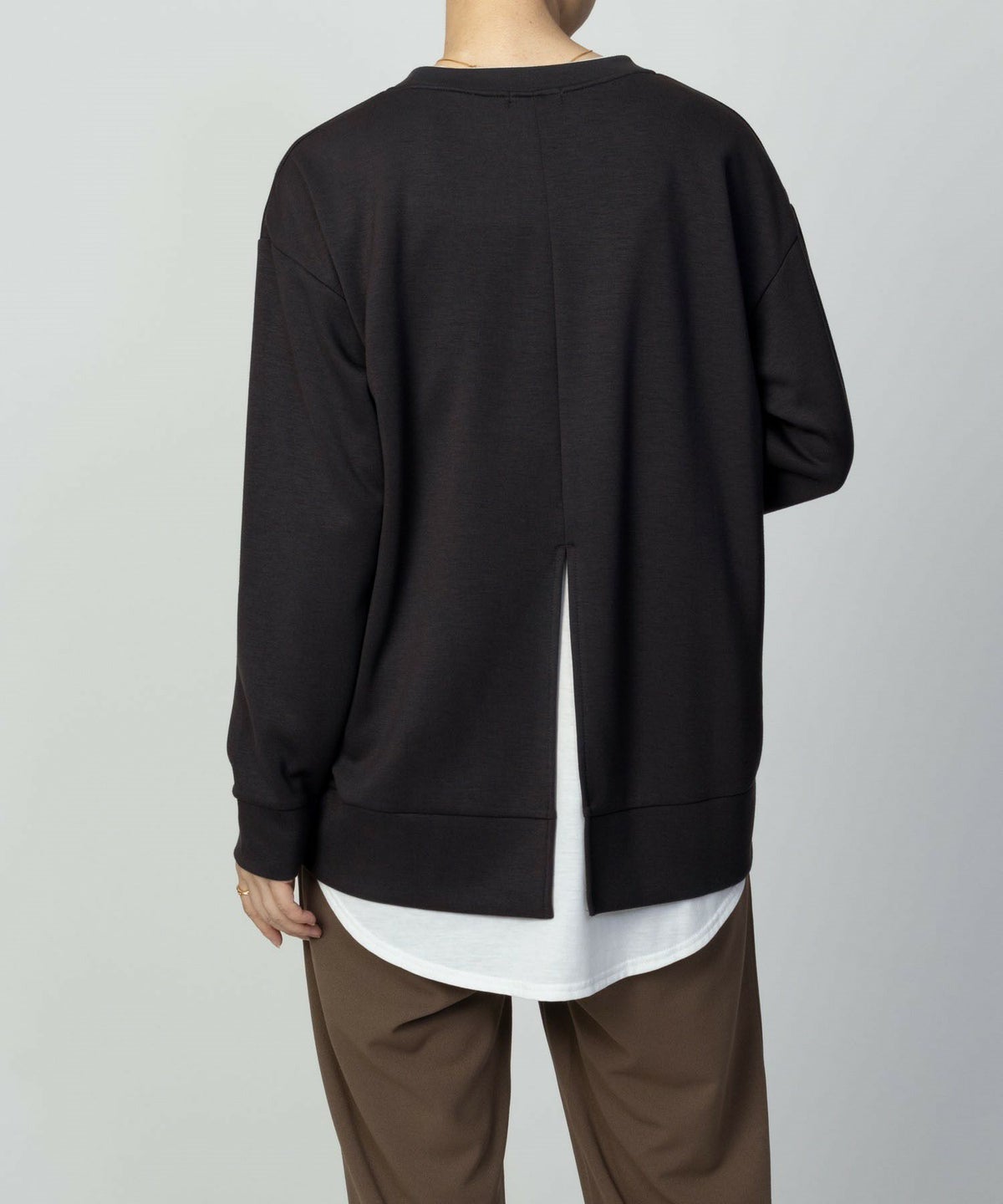 URBAN COLLECTION ポンチ素材 バックスリットプルオーバー レディース ネコポス 対応商品