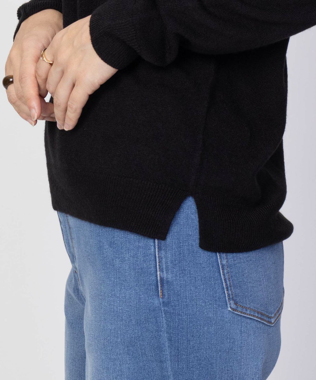 NAVY カシミヤタッチニット Vネック レディース