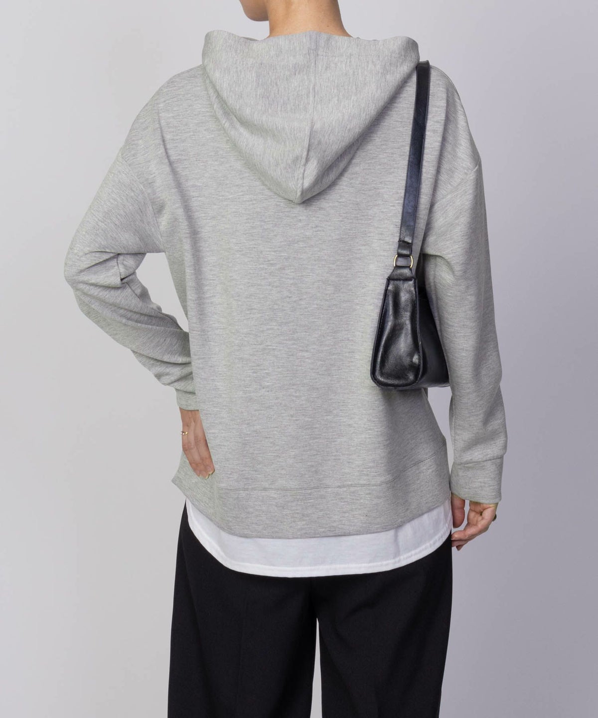 URBAN COLLECTION ポンチ素材 裾レイヤードプルパーカー レディース