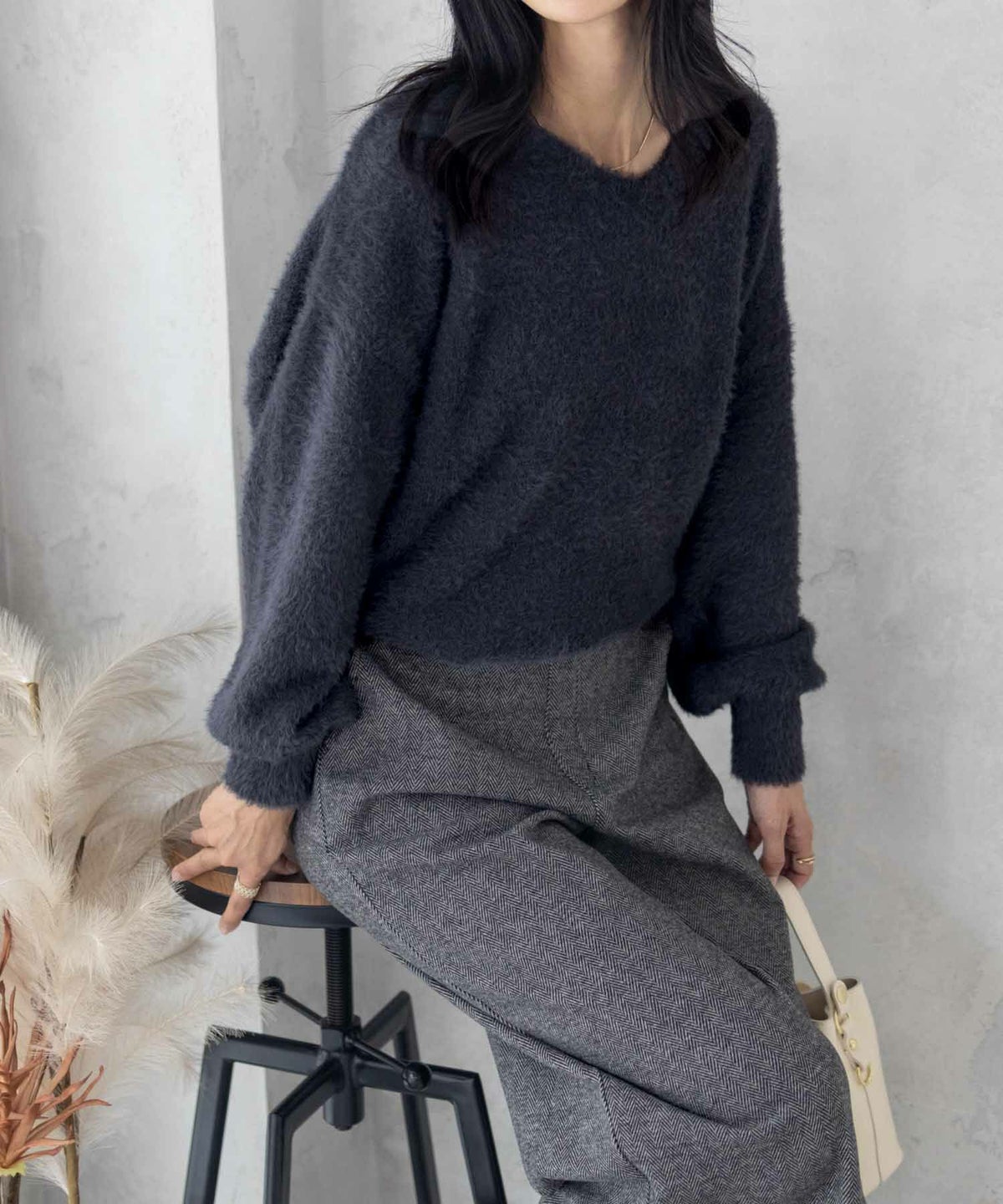 Howdy Marie フェザーヤーンVネックプルオーバー レディース