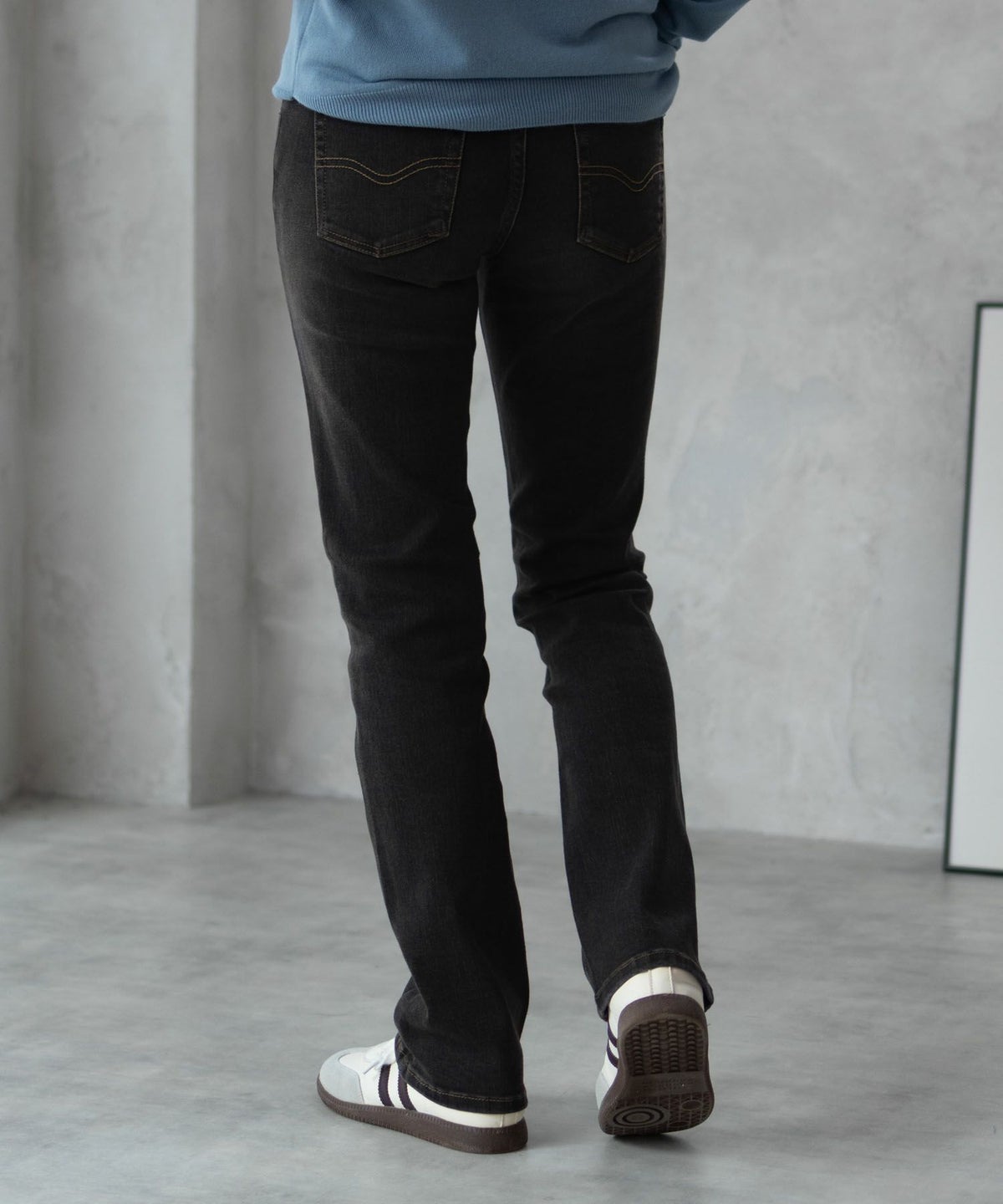 C17 ストレート レディース