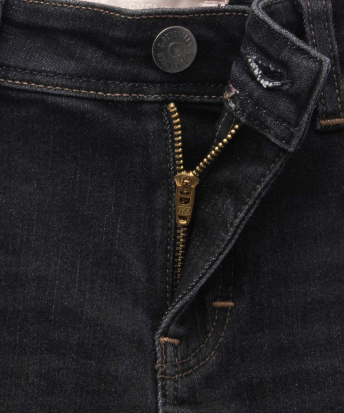 C17 ストレート レディース