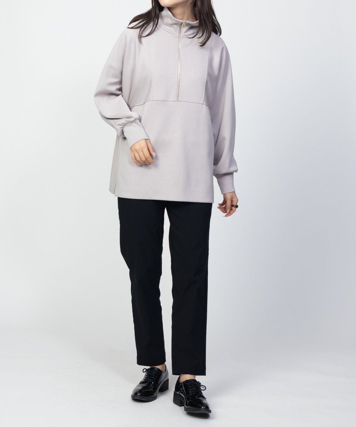 HusHusH ポンチ素材 デザインZIPプルオーバー レディース