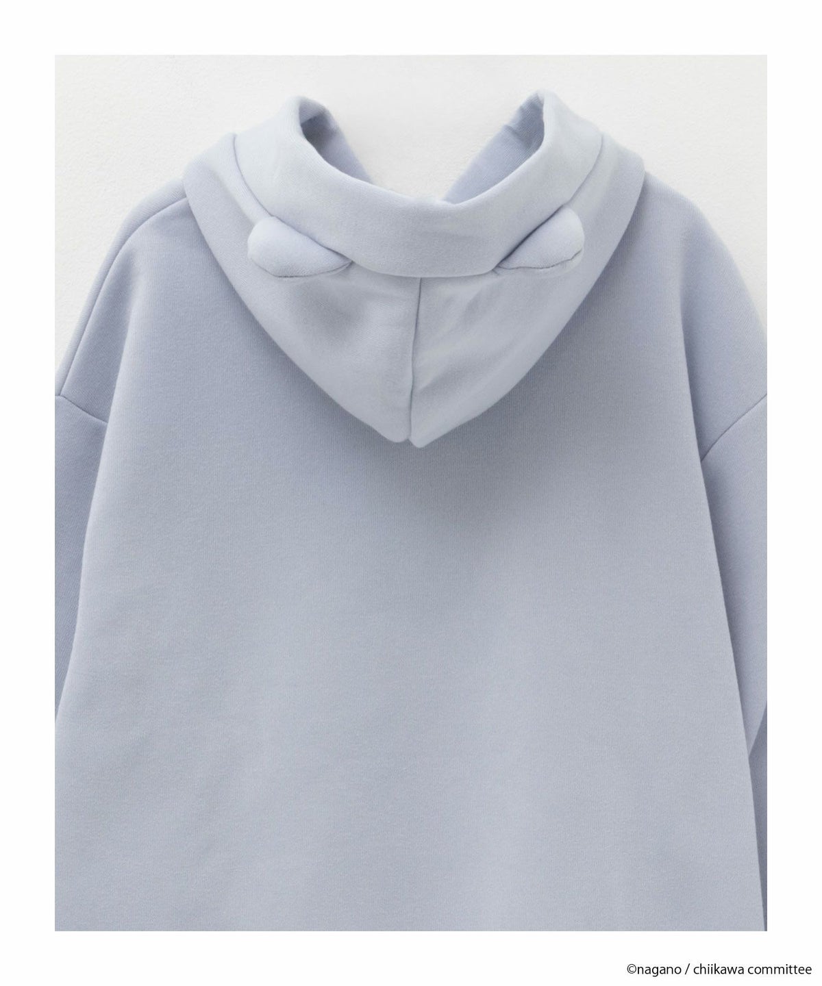 ちいかわ 耳付きプルパーカー ハチワレ キッズちいかわ 耳付きプルパーカー ハチワレ キッズ