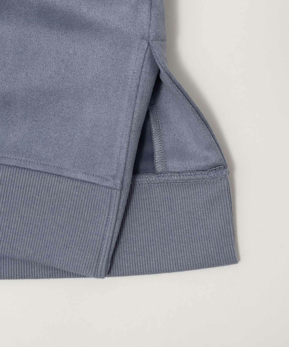 NOBLE PRODUCT ポンチ素材 スエードライククルーネック メンズ