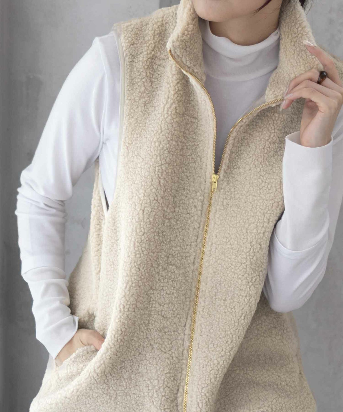 HusHusH マウンテンパーカー レディース