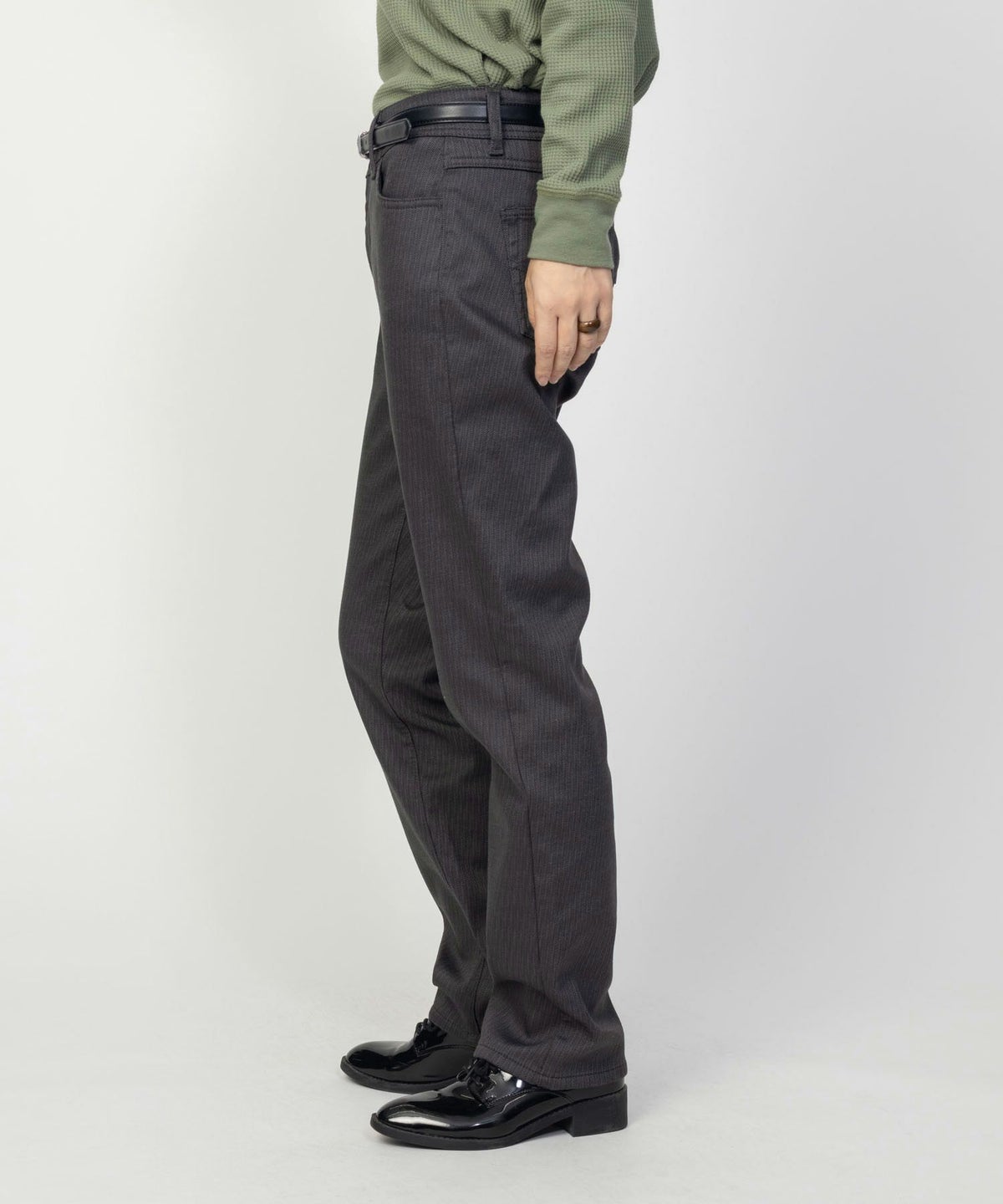 EDWIN インターナショナルベーシック BODY FIRE ゆったりストレート デニムパンツ レディース