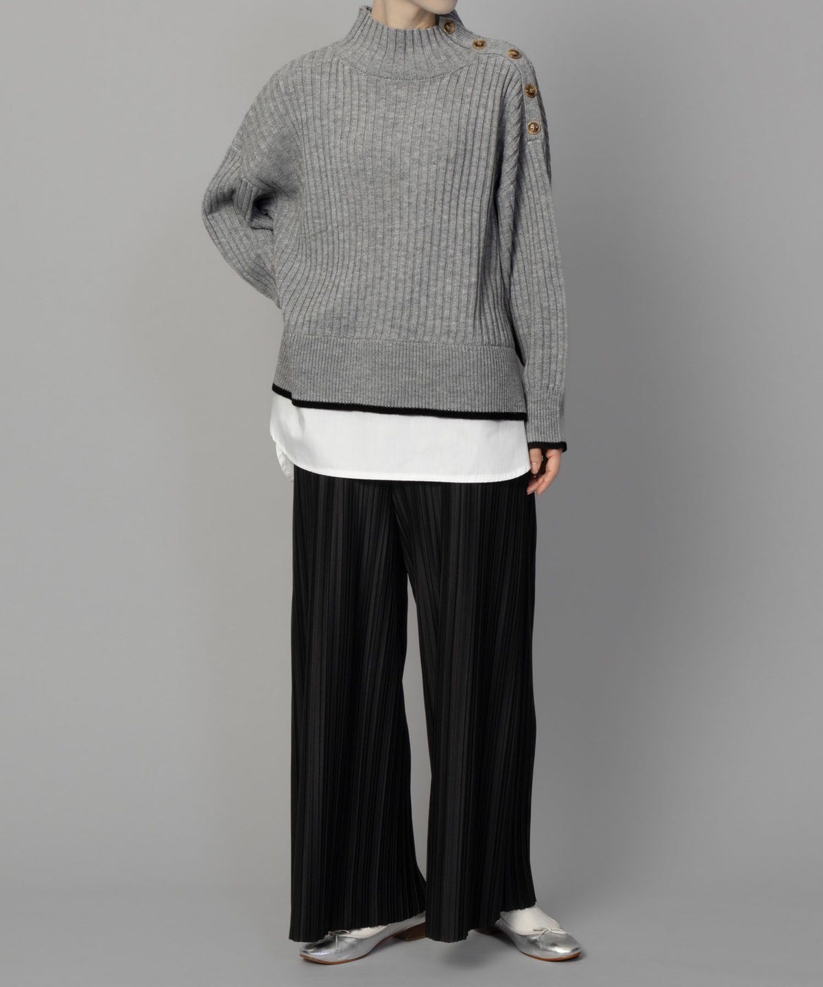 nAvy 肩ボタンフェイクレイヤードハイネック レディース