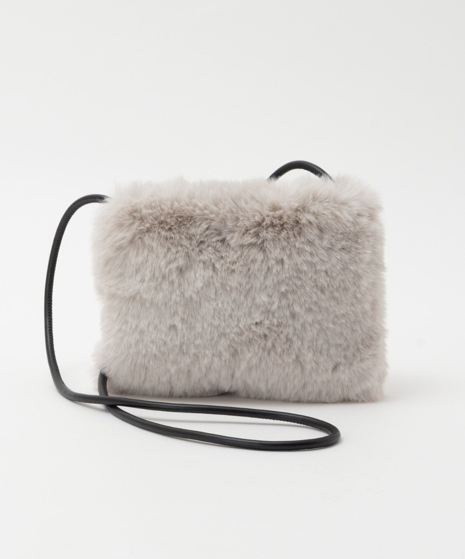 HusHusH ファーポシェット レディース