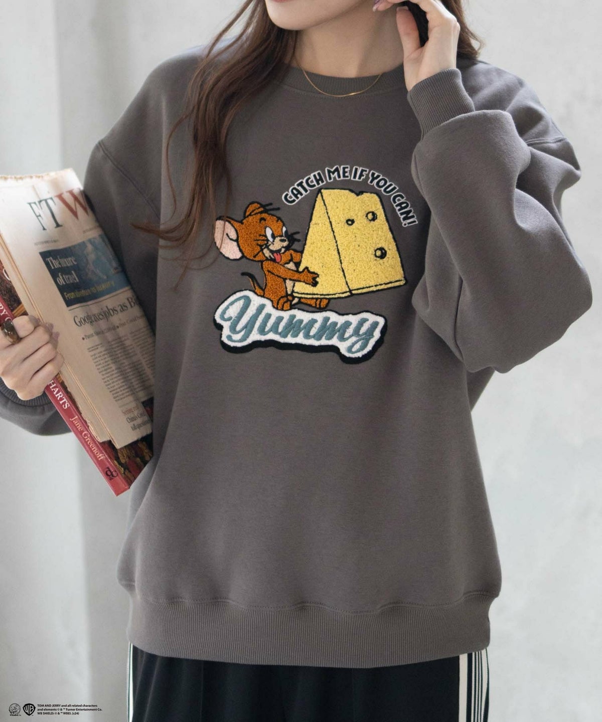 Tom and Jerry サガラ刺繍ルーズトレーナー レディース