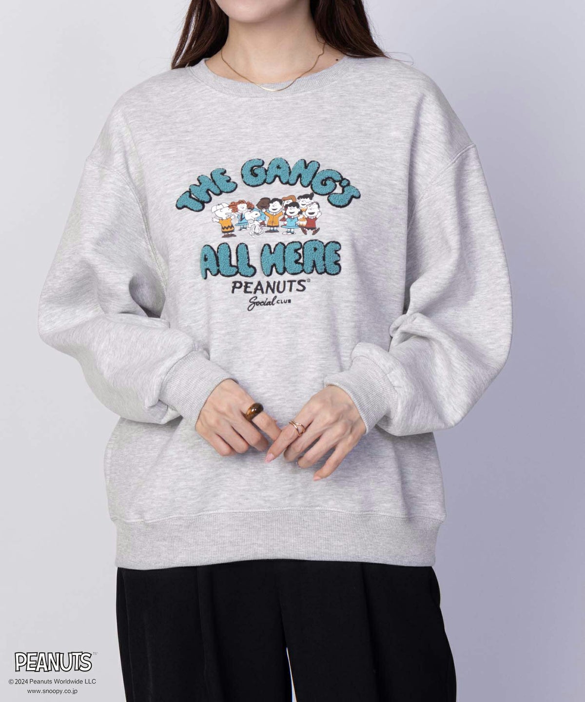 PEANUTS SNOOPY サガラ刺繍ルーズトレーナー レディース