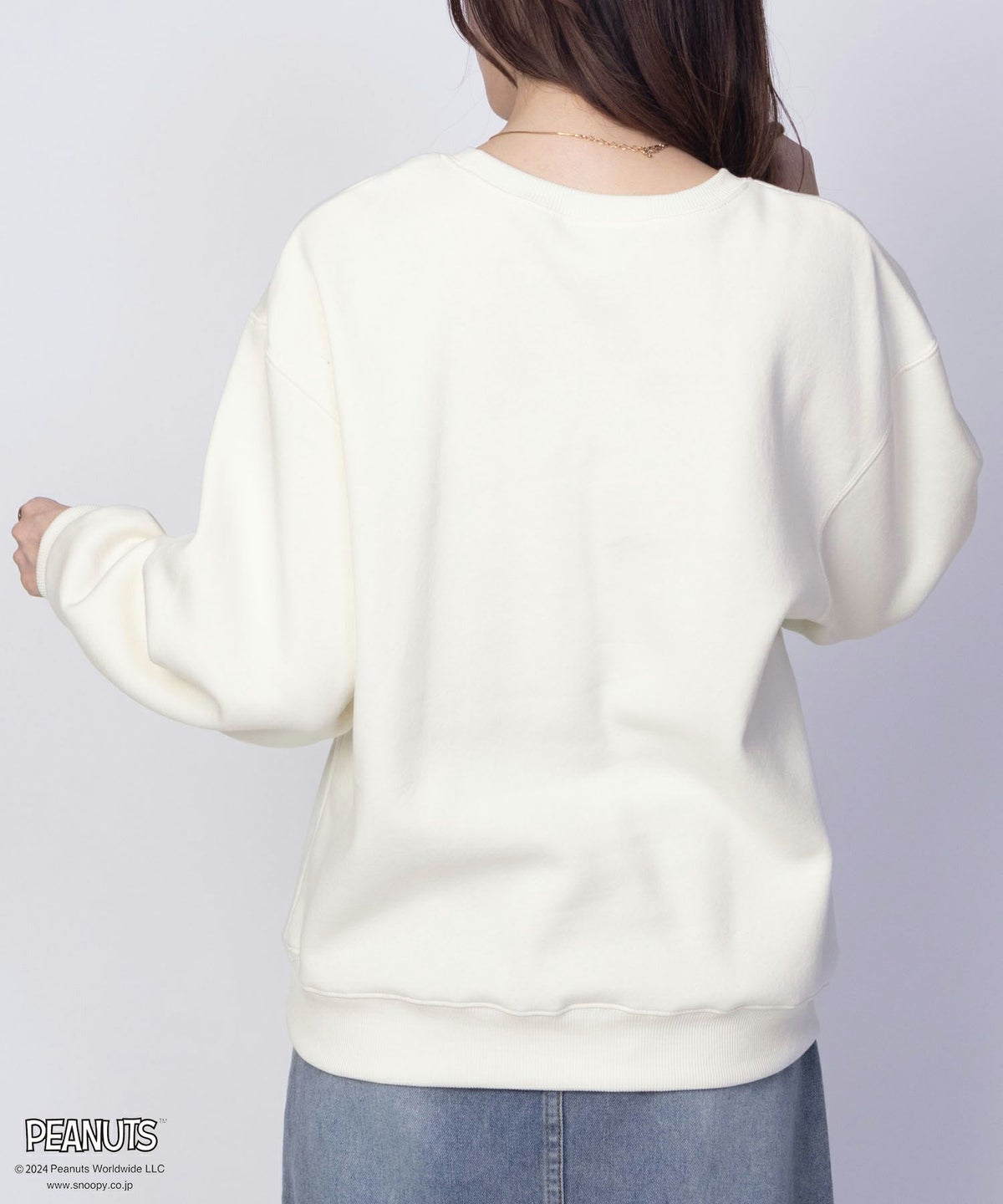 PEANUTS SNOOPY サガラ刺繍ルーズトレーナー レディース