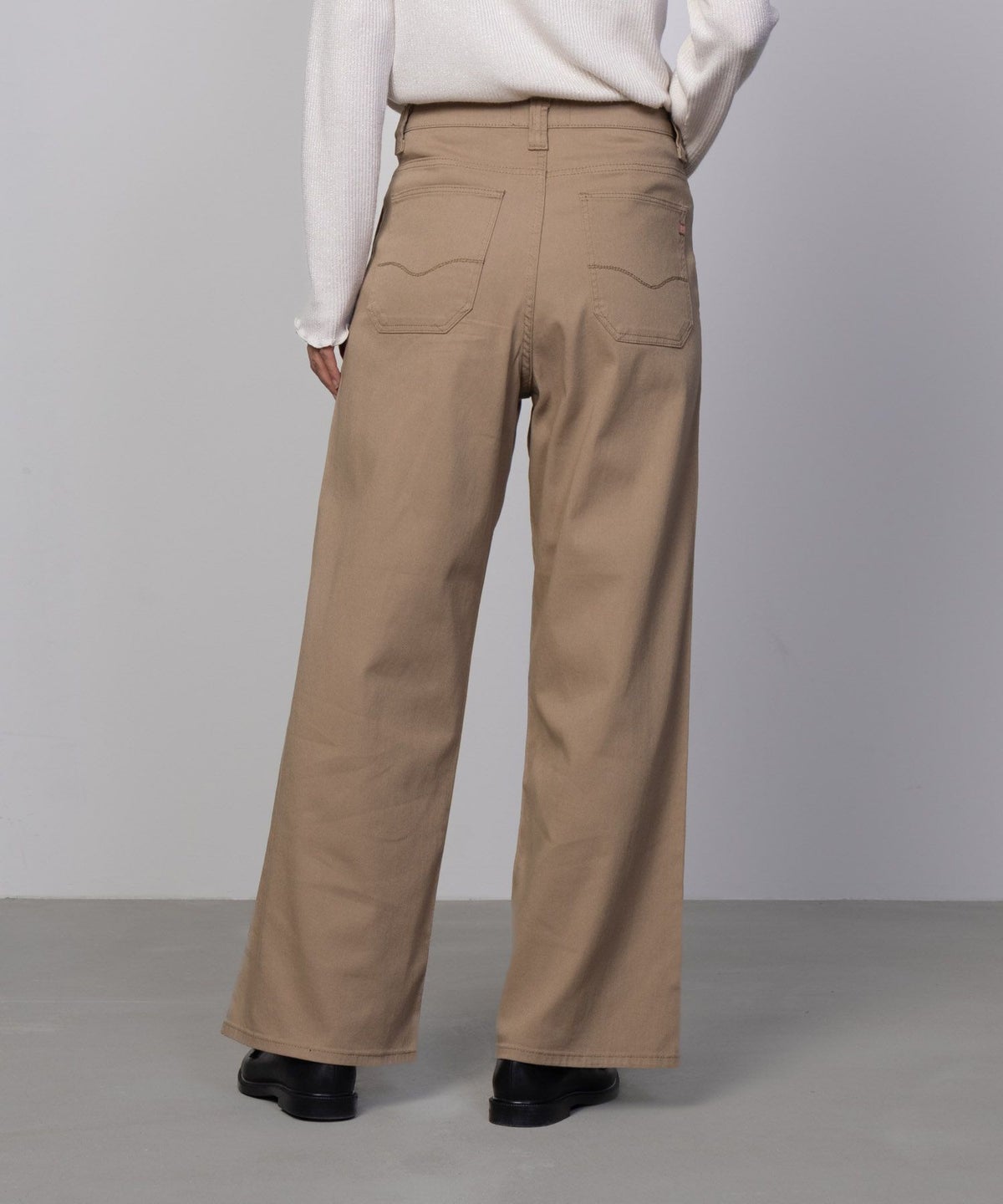 C17 ベイカーワイドパンツ レディース