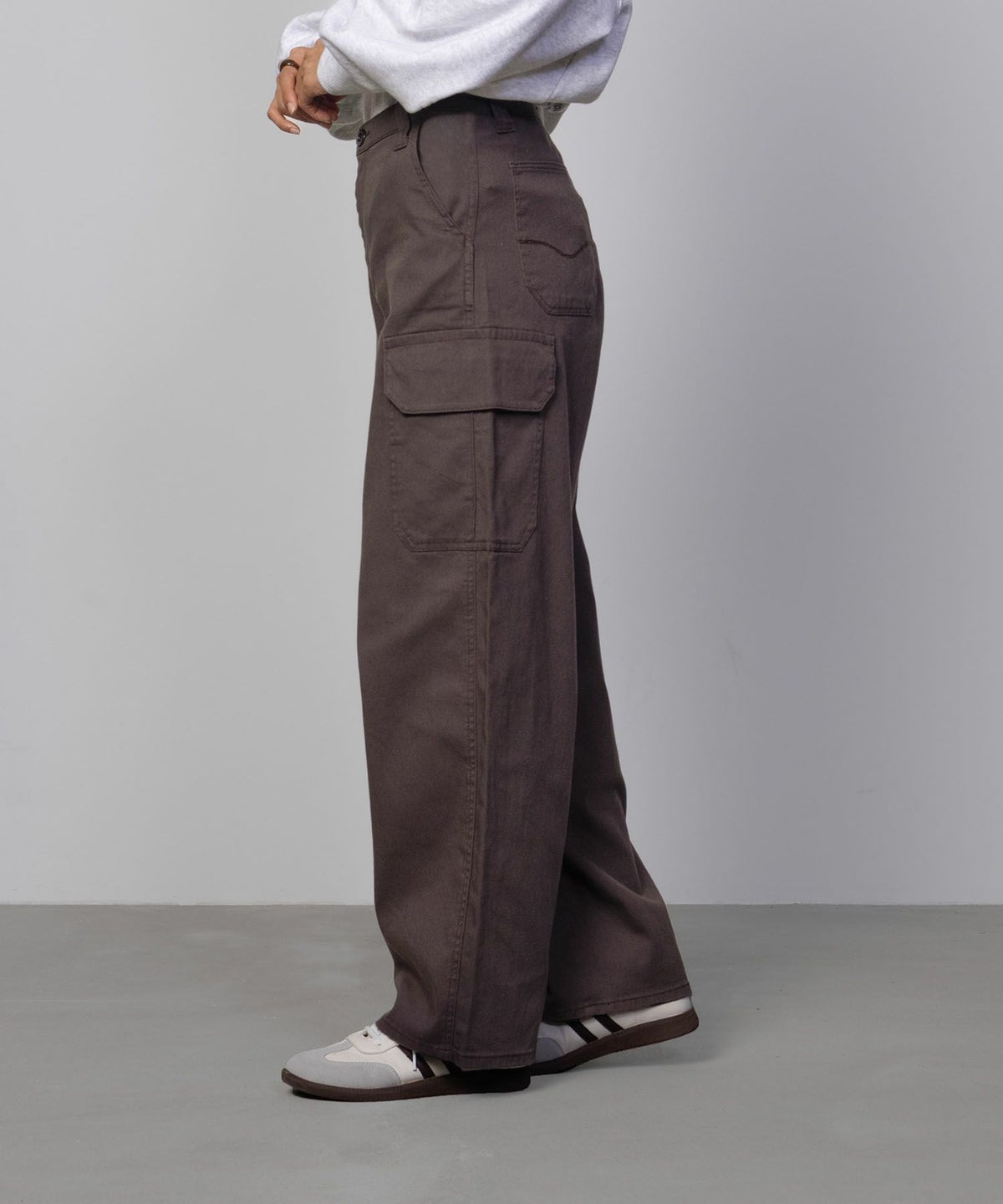 C17 バルーンカーゴパンツ レディース