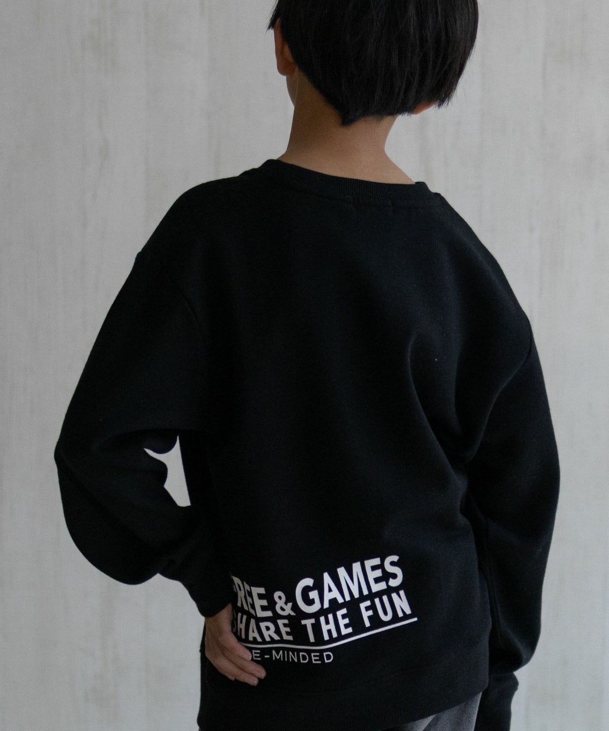 T-GRAPHICS プリントトレーナー キッズ