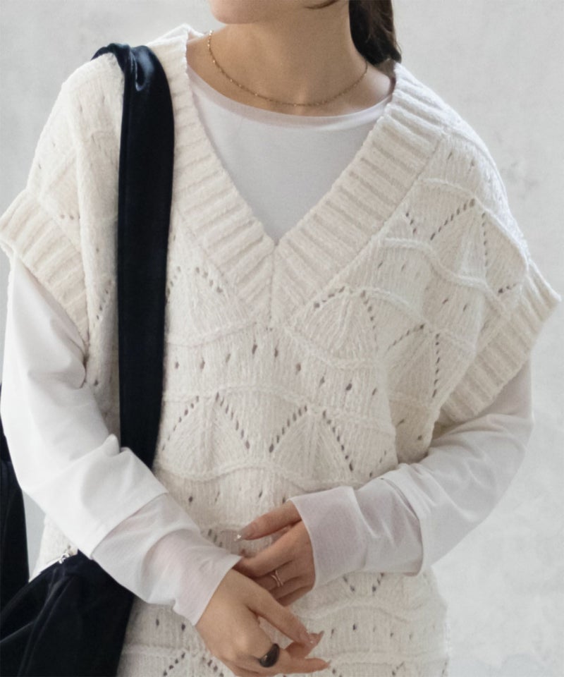 [期間限定knit]HusHusH  モールVネックニットベスト レディース商品画像-1