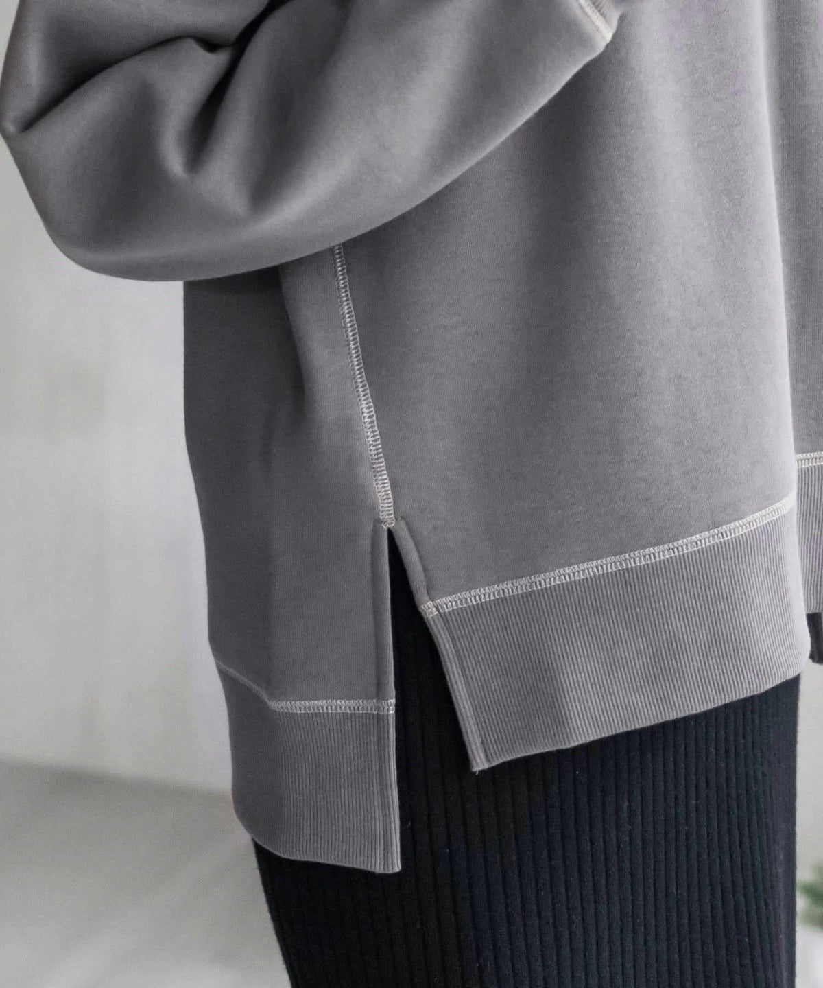 nAvy 配色ステッチトレーナー レディース