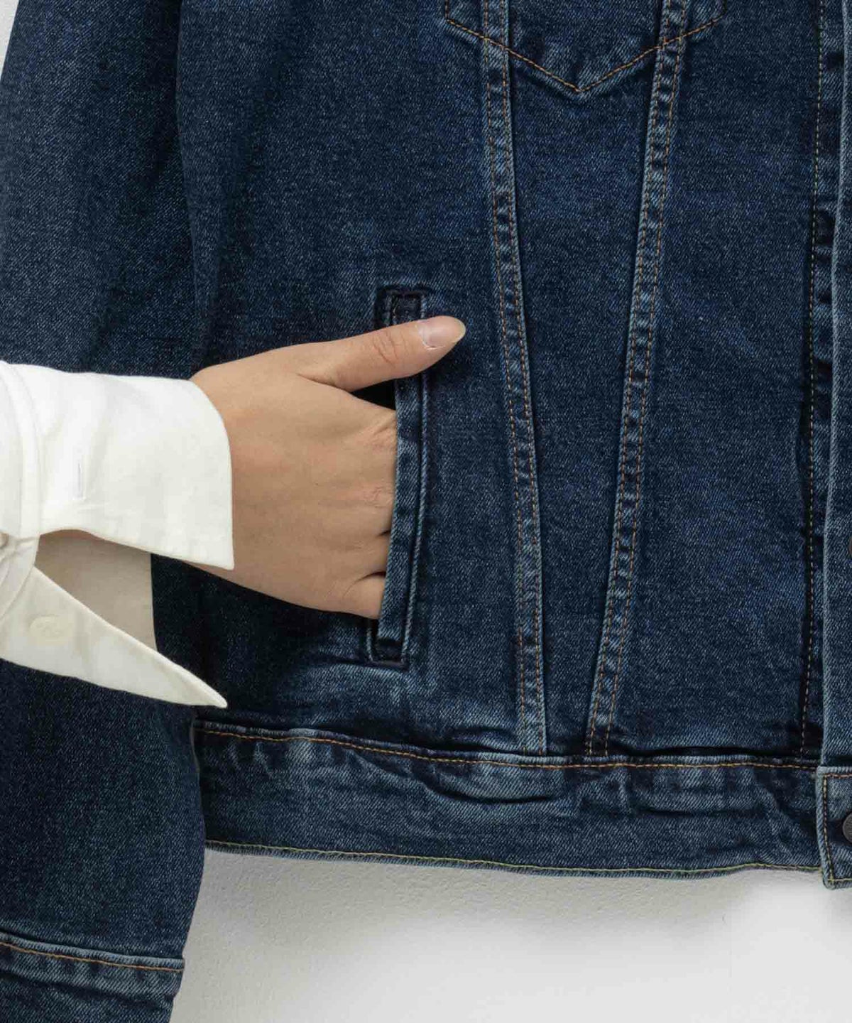 Levi's デニムトラッカージャケット メンズ