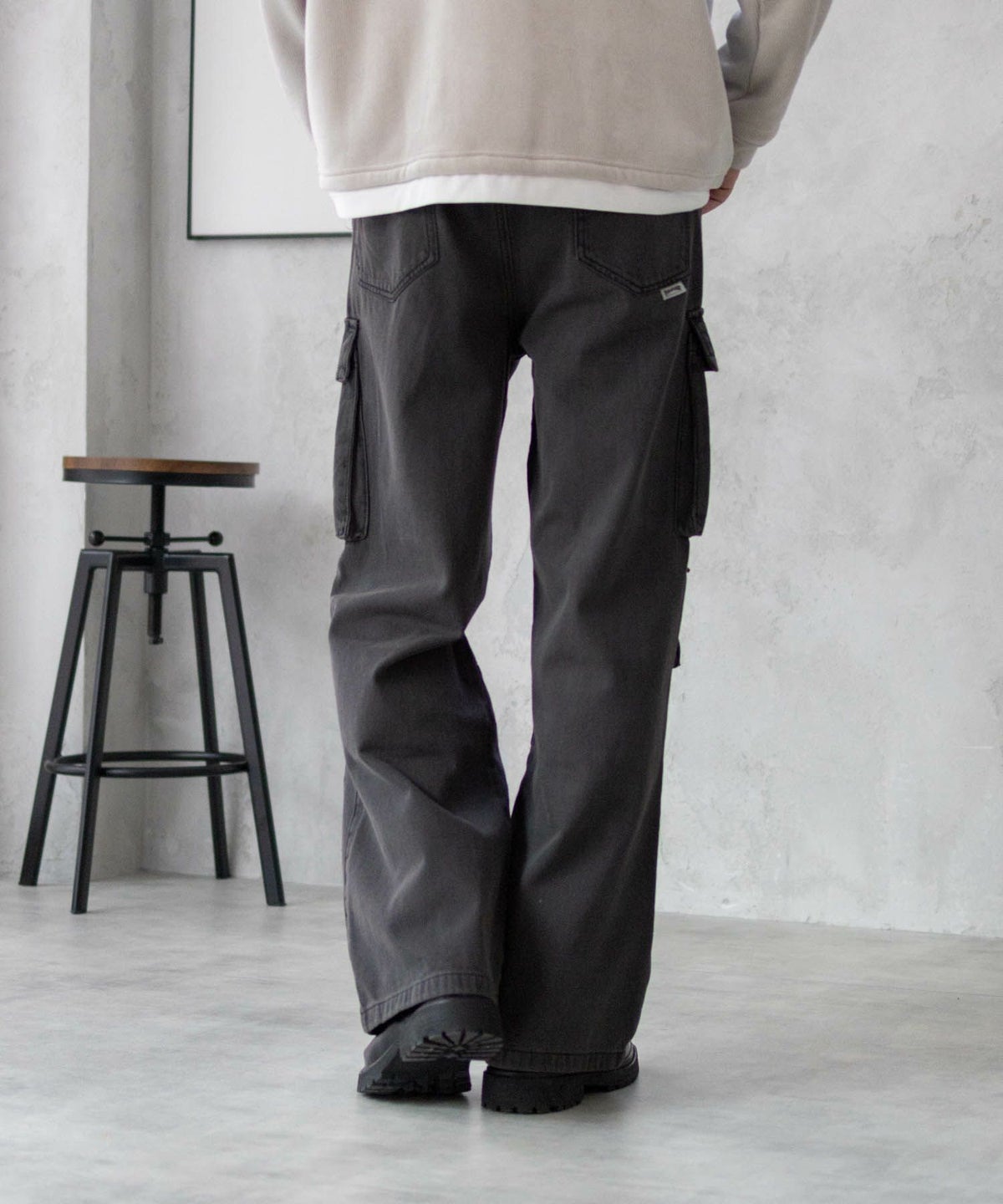 THRASHER 9ポケットデニムカーゴパンツ メンズ