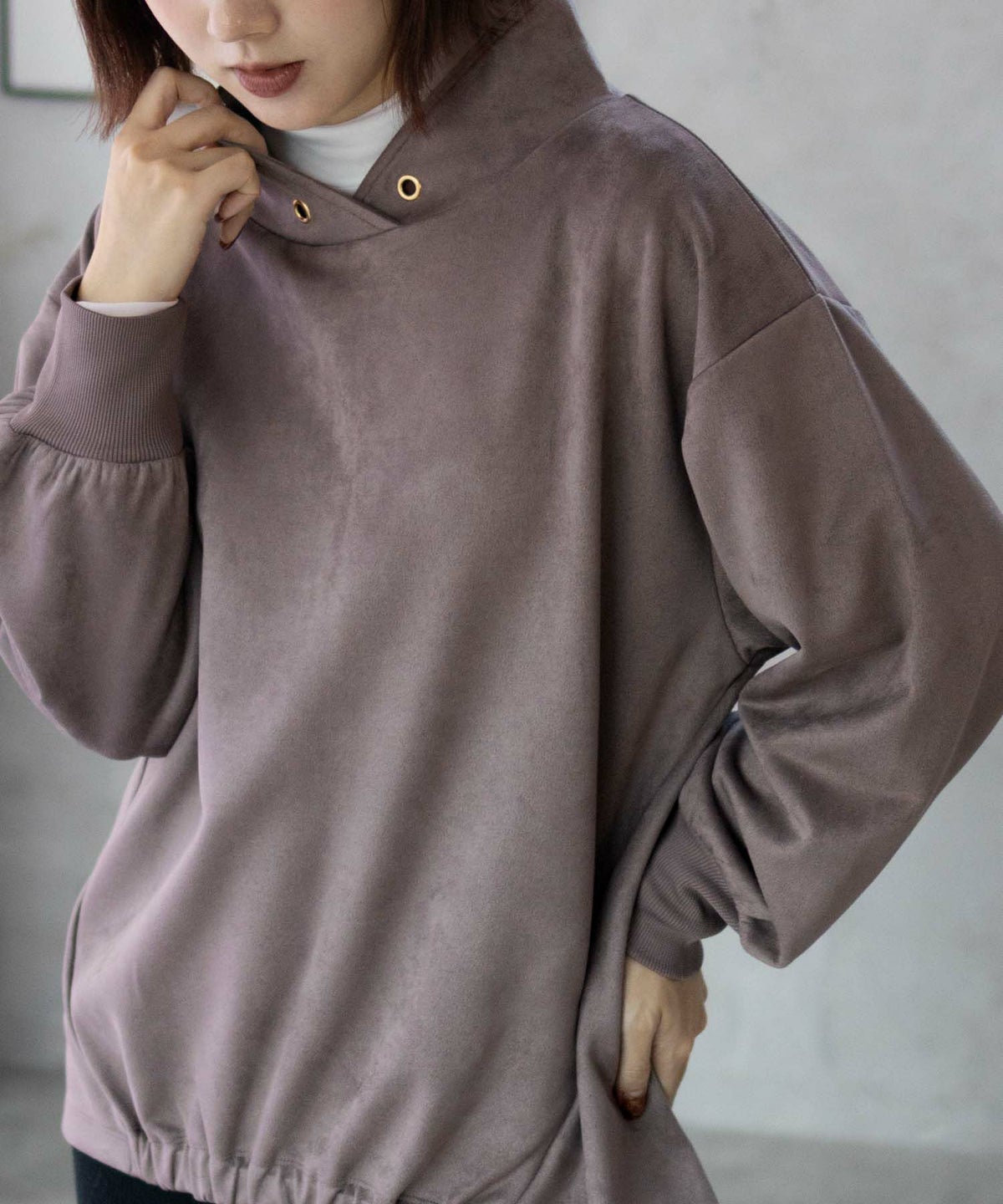 HusHusH カットスエードハイネック レディース