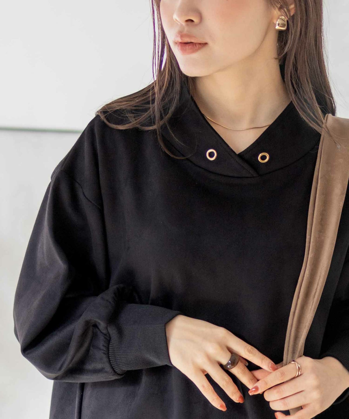 HusHusH カットスエードハイネック レディース