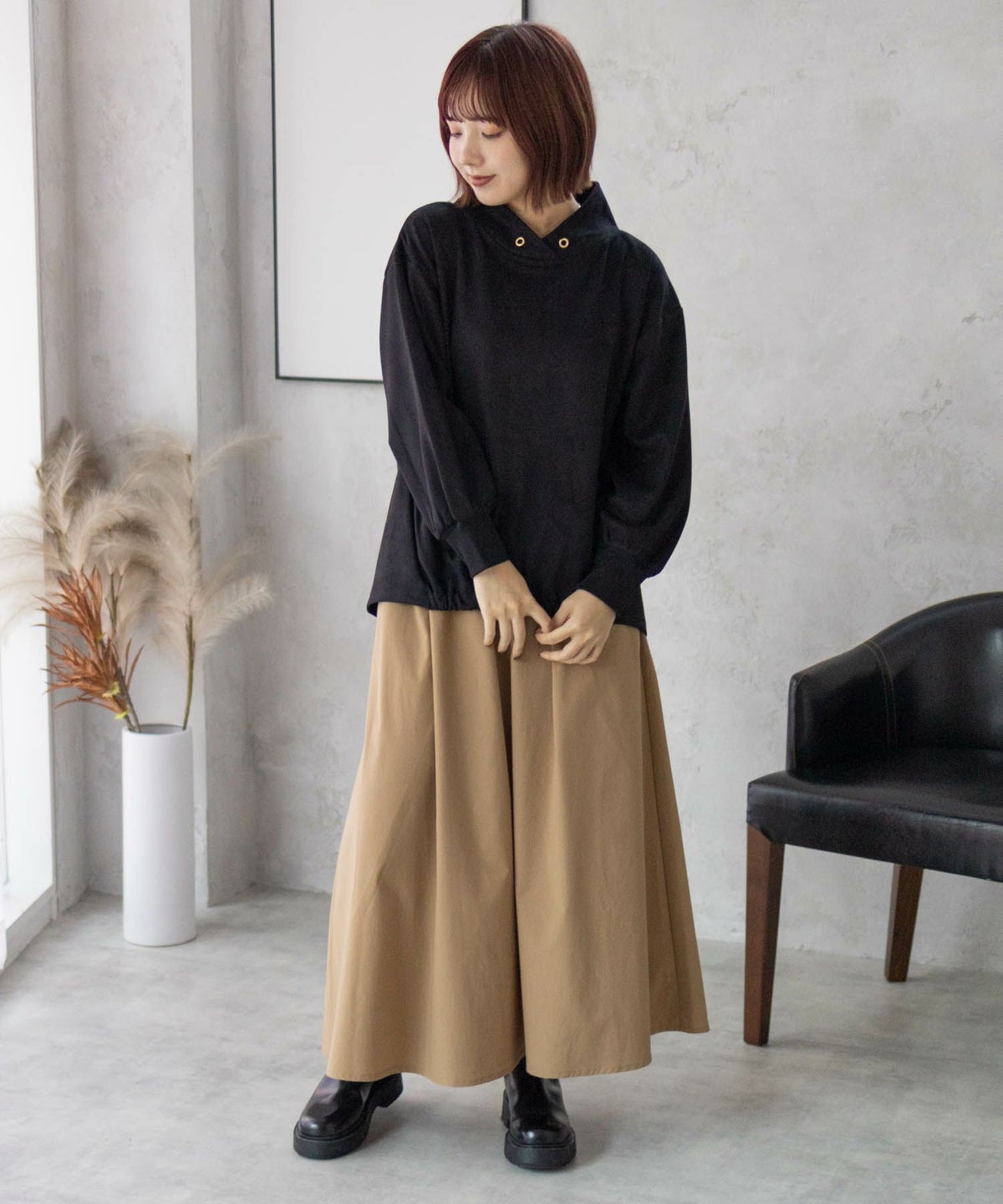 HusHusH カットスエードハイネック レディース