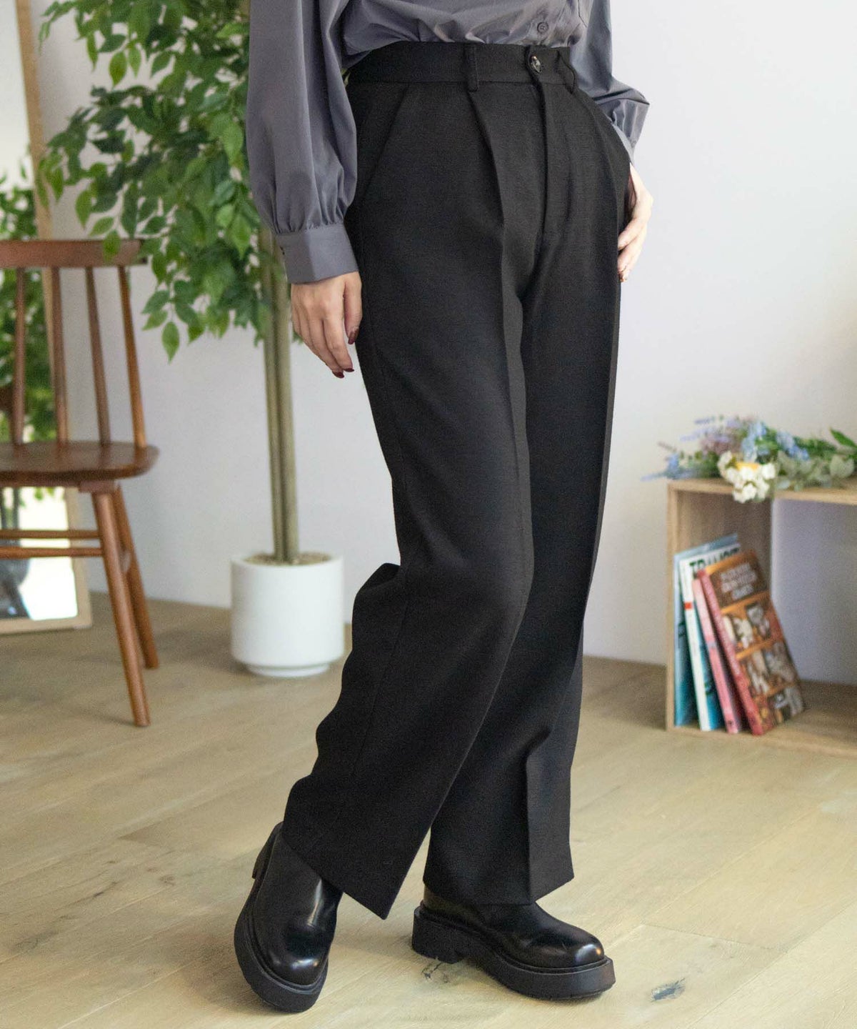 HusHusH タックセミワイドパンツ レディース