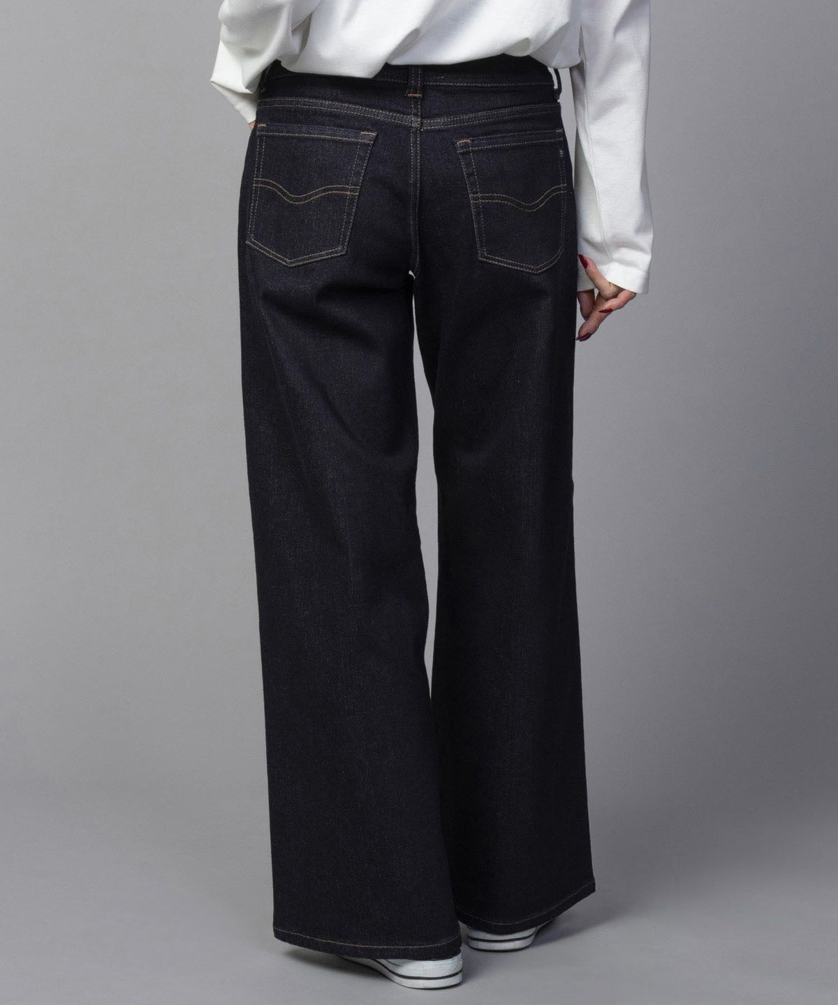 C17 ワイドバギーパンツ レディース